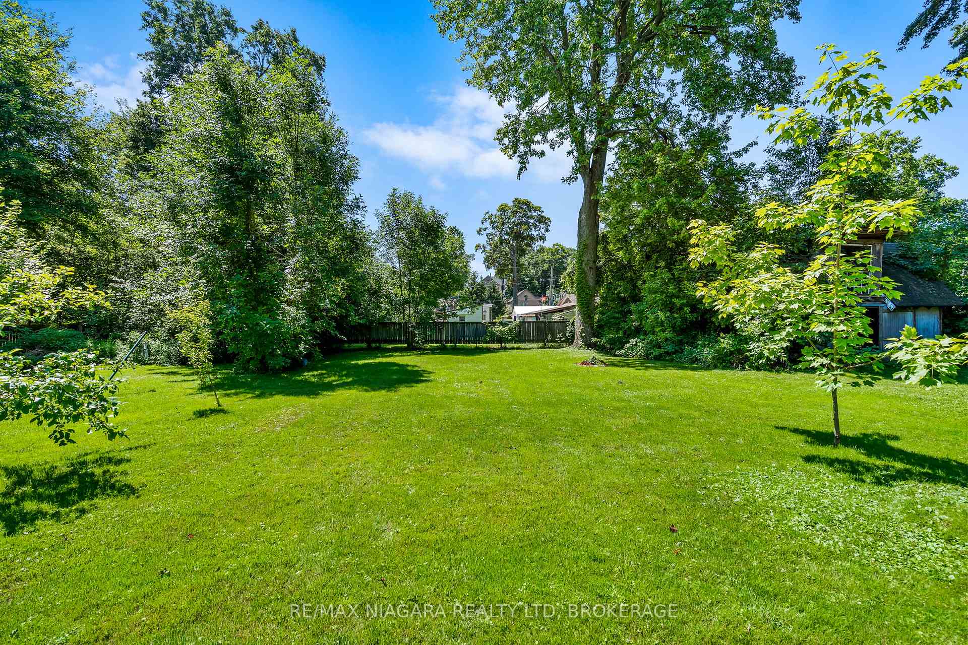 Photo 7 of 10567 Maplewood Drive, Wainfleet, Lakeshore — HOMEH