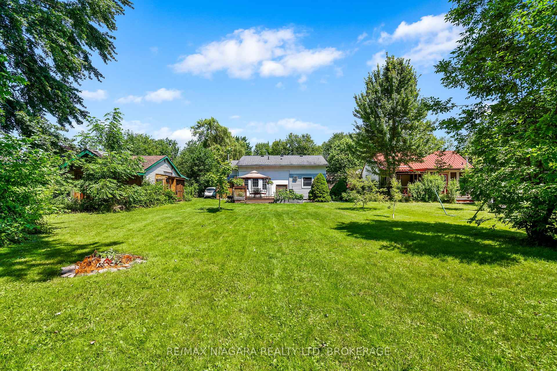 Photo 8 of 10567 Maplewood Drive, Wainfleet, Lakeshore — HOMEH