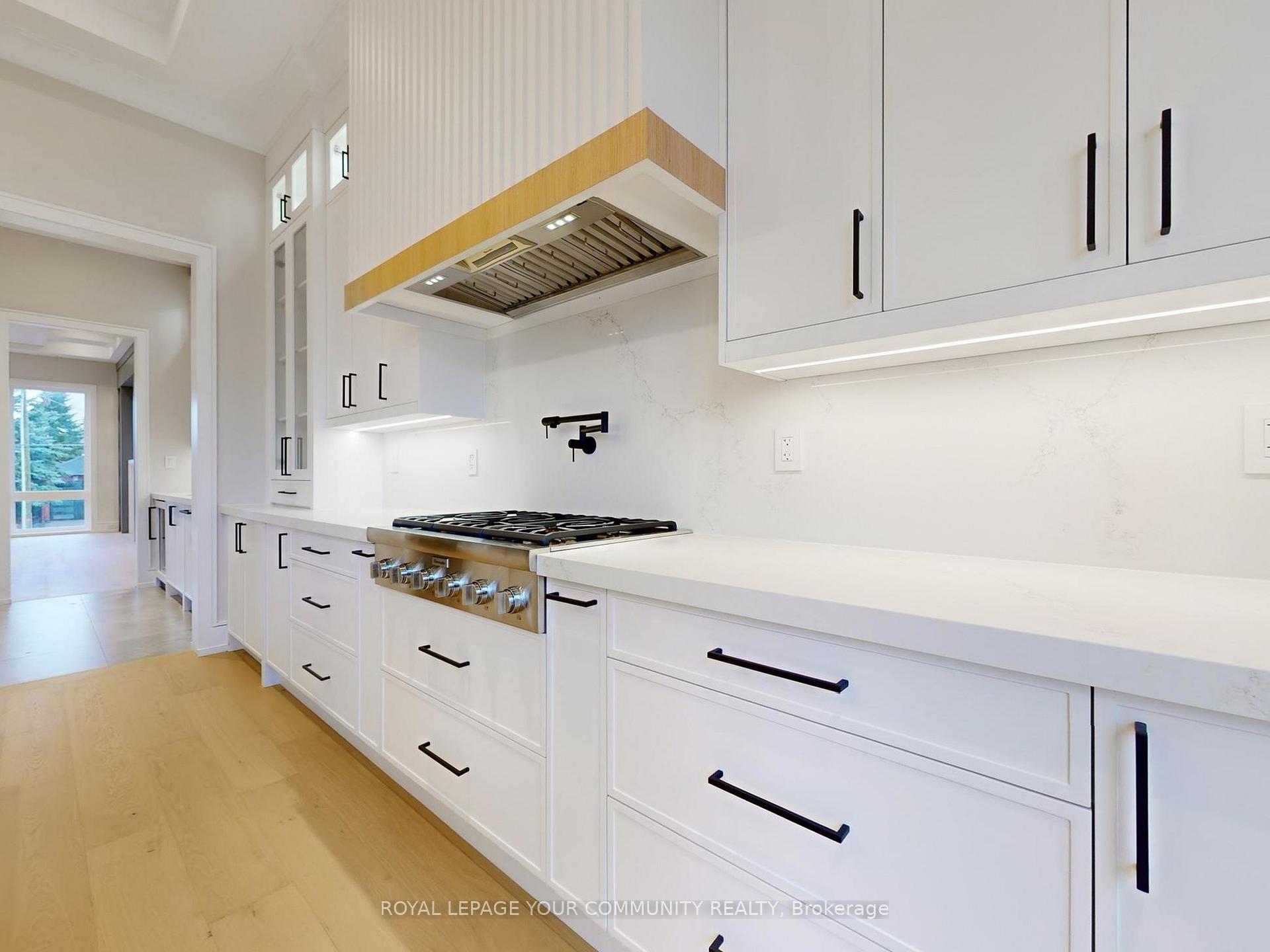 Photo 8 of 117 A Crestwood Road, Vaughan, Crestwood-Springfarm-Yorkhill — HOMEH