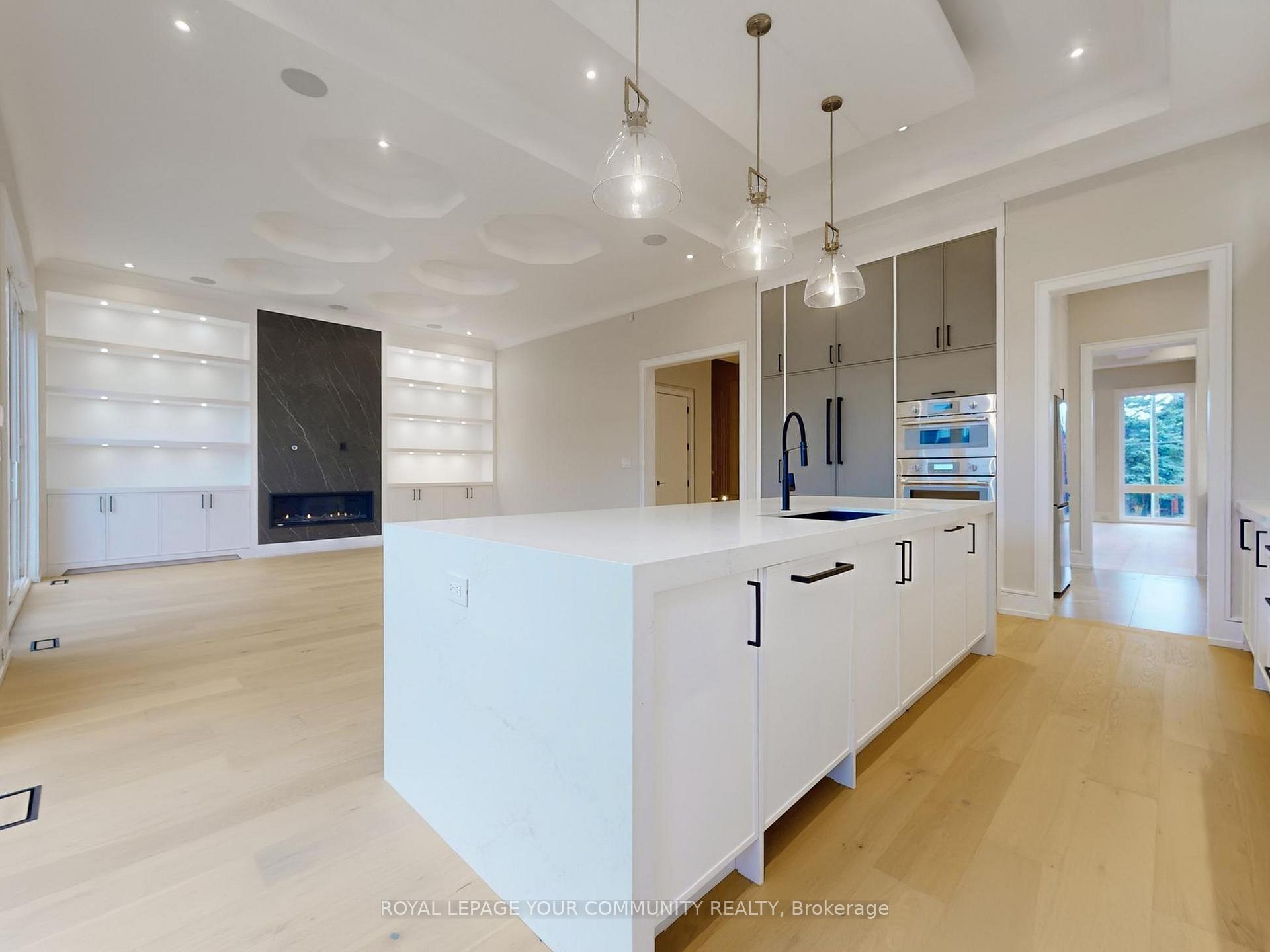 Photo 9 of 117 A Crestwood Road, Vaughan, Crestwood-Springfarm-Yorkhill — HOMEH