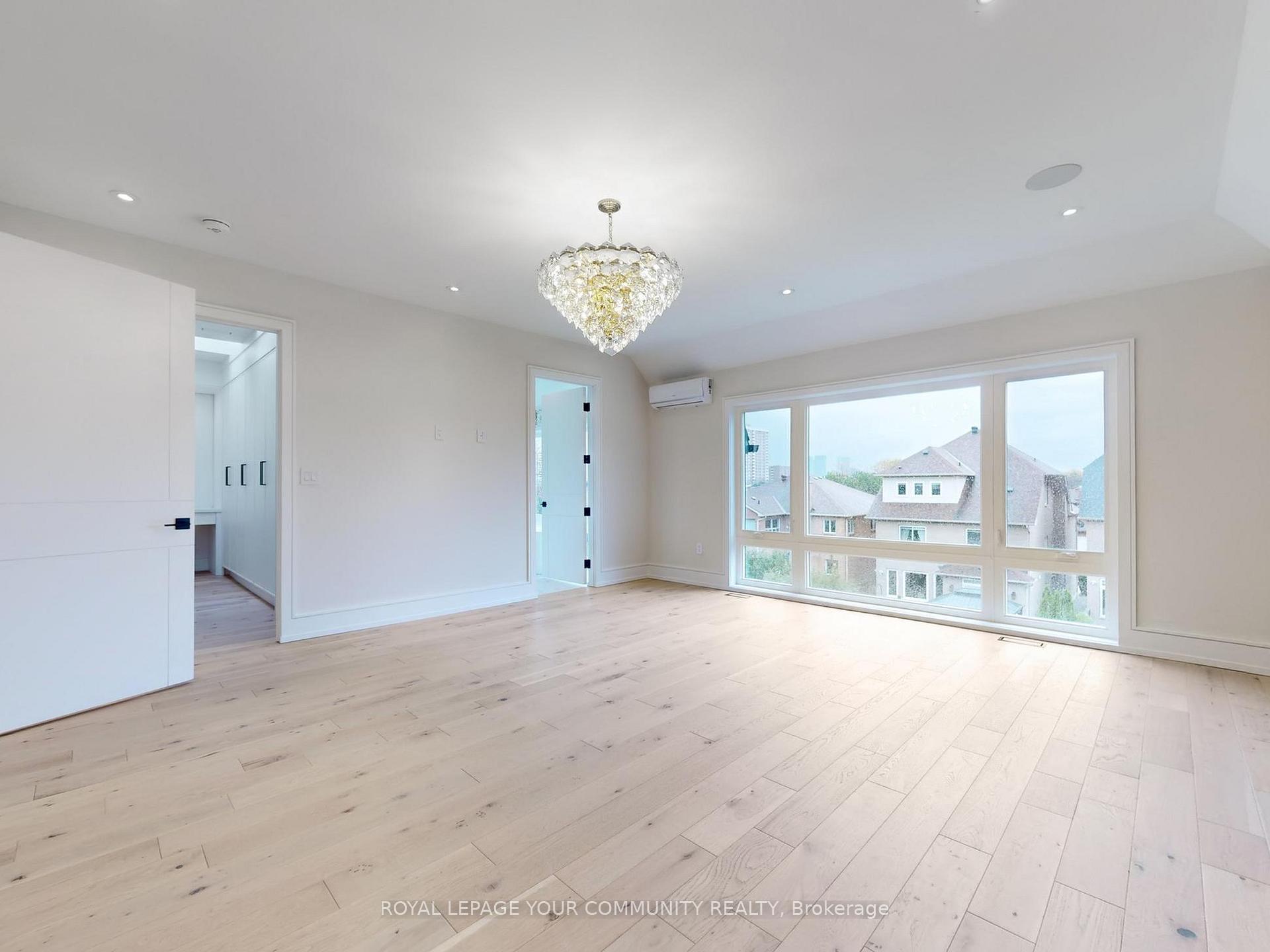 Photo 27 of 117 A Crestwood Road, Vaughan, Crestwood-Springfarm-Yorkhill — HOMEH