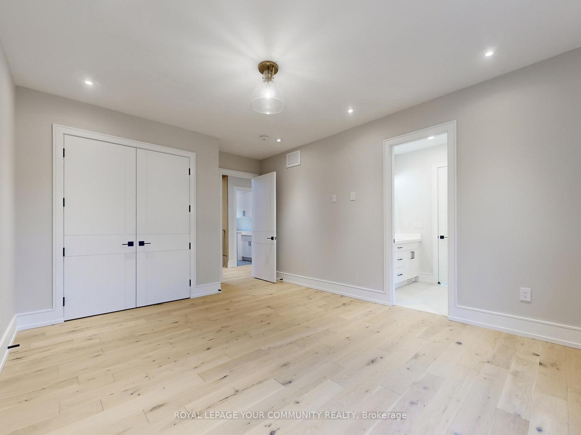 Photo 38 of 117 A Crestwood Road, Vaughan, Crestwood-Springfarm-Yorkhill — HOMEH