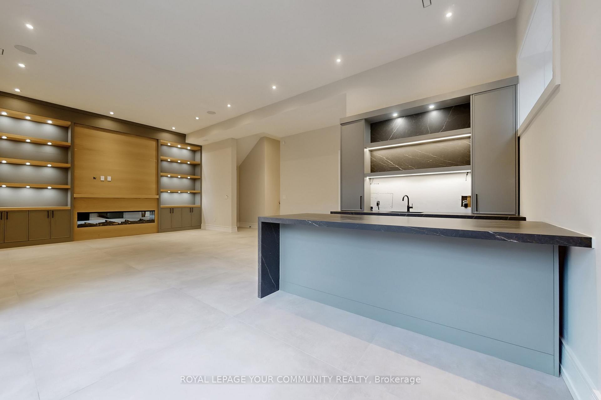 Photo 44 of 117 A Crestwood Road, Vaughan, Crestwood-Springfarm-Yorkhill — HOMEH
