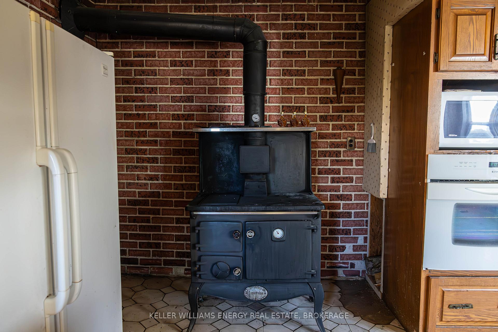 Photo 8 of 2442 Rapids Road, Tweed, Hungerford (Twp) — HOMEH