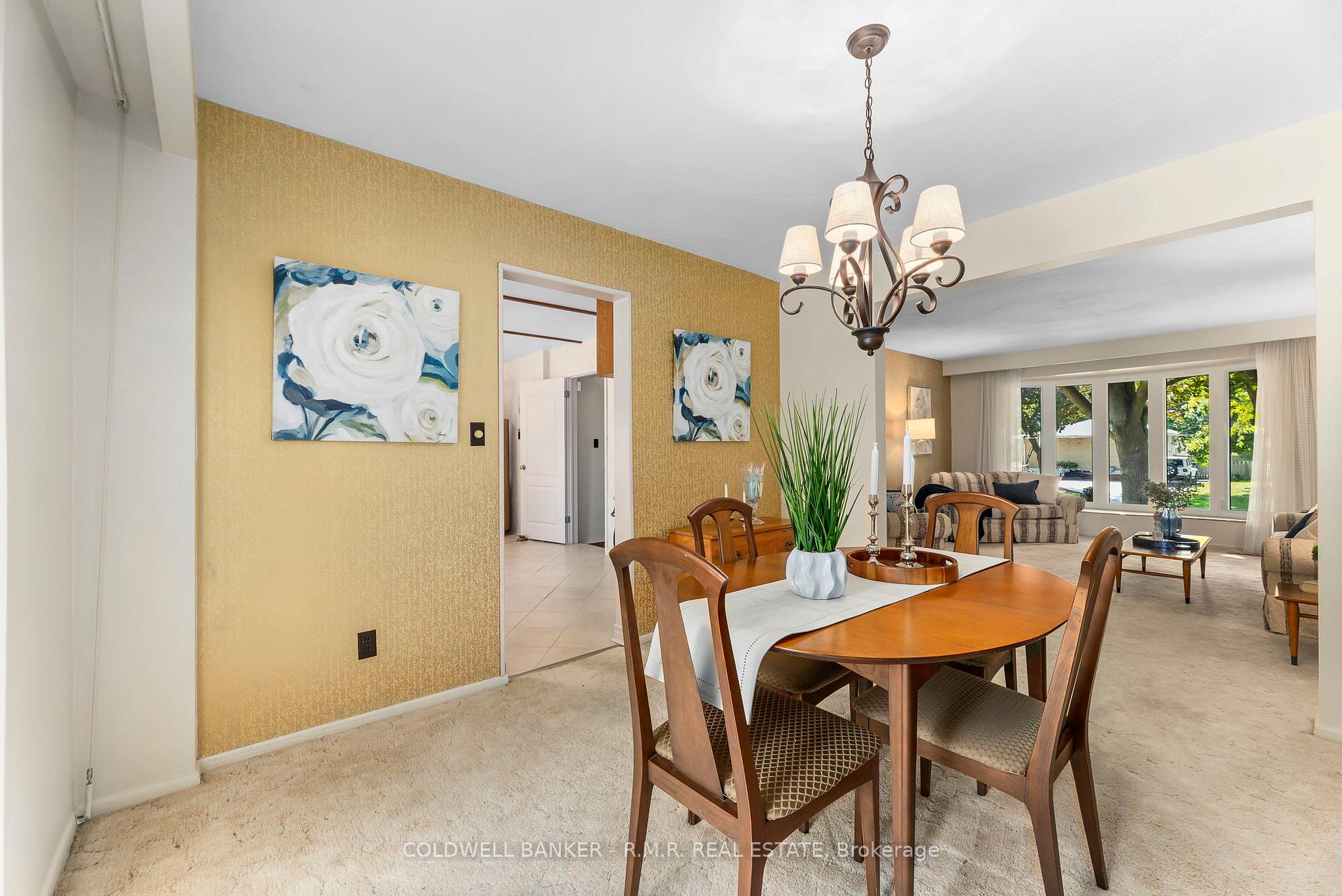 Photo 13 of 6 Carwin Crescent, Ajax, Central West — HOMEH