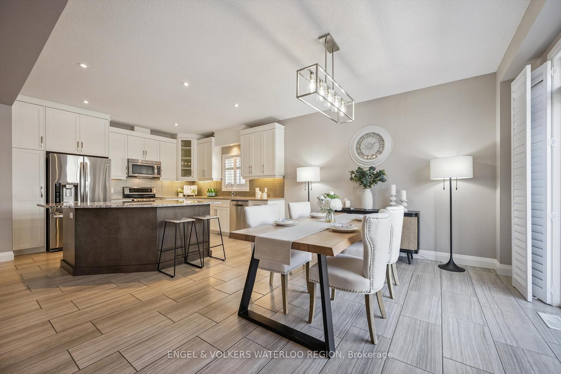 Photo 10 of 552 Wasaga Crescent, Waterloo — HOMEH