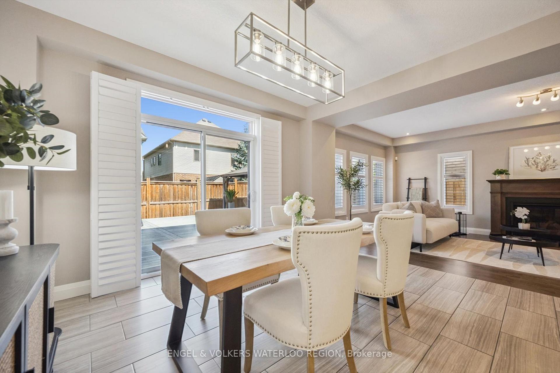 Photo 11 of 552 Wasaga Crescent, Waterloo — HOMEH