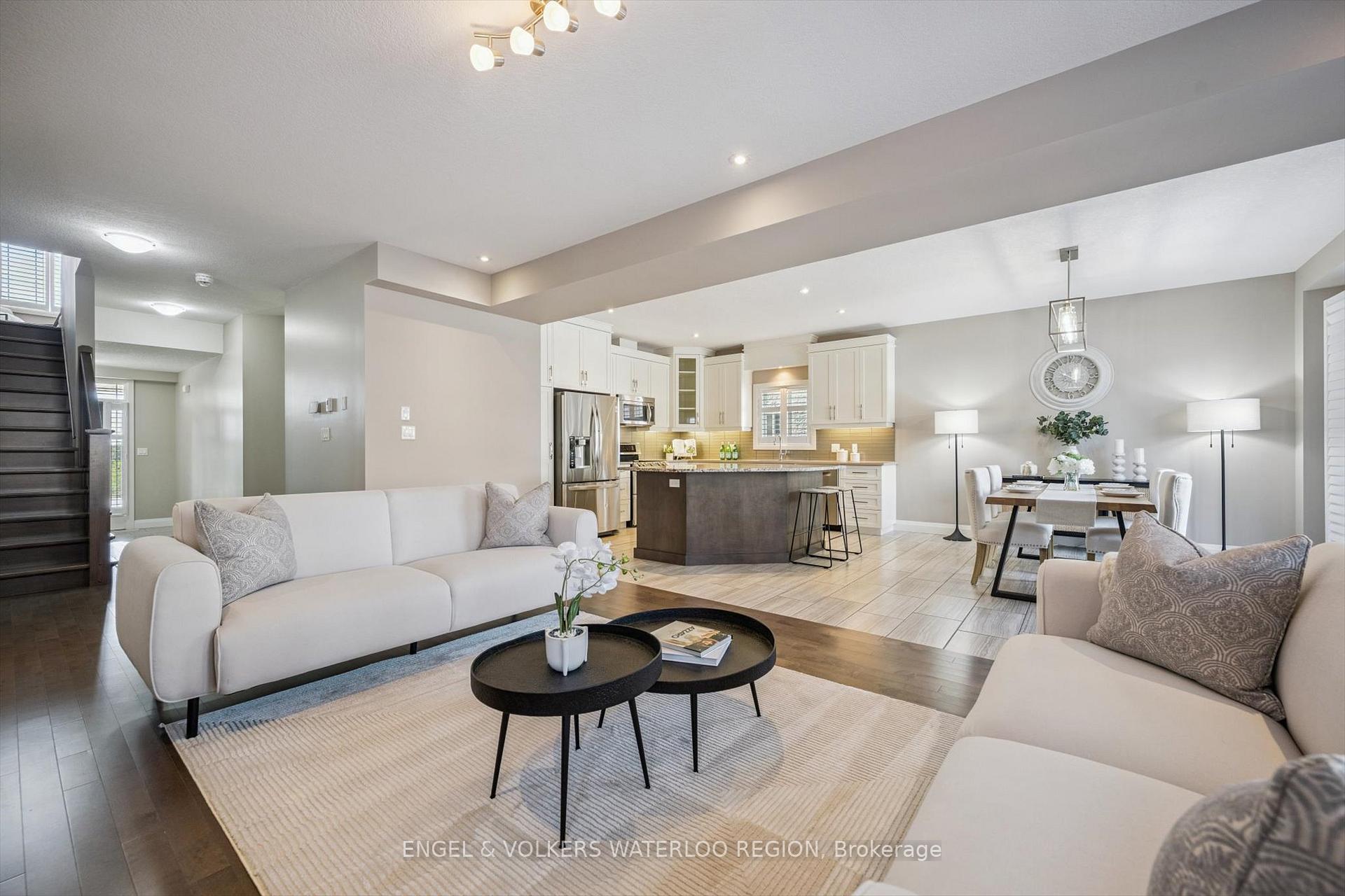 Photo 13 of 552 Wasaga Crescent, Waterloo — HOMEH