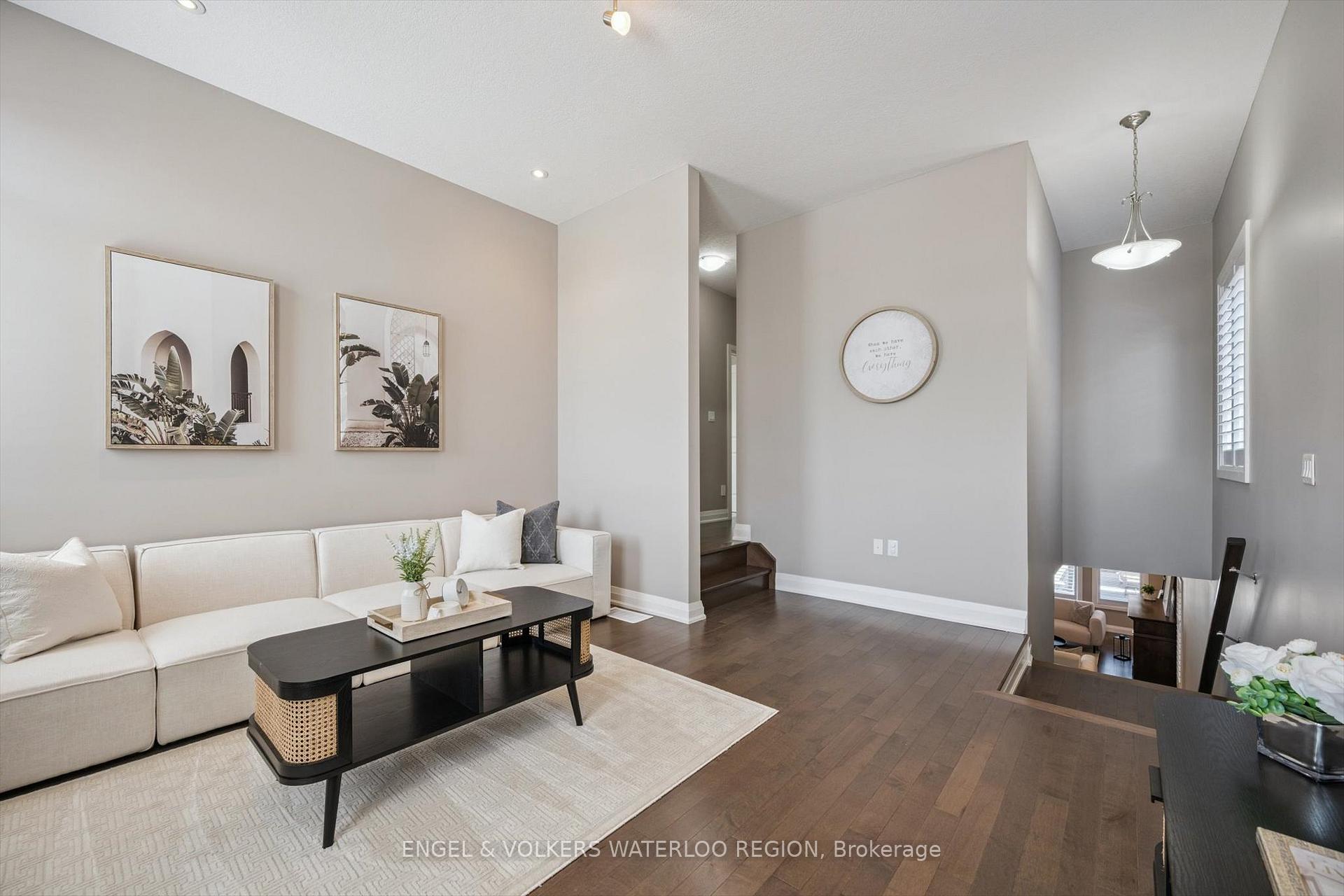 Photo 17 of 552 Wasaga Crescent, Waterloo — HOMEH