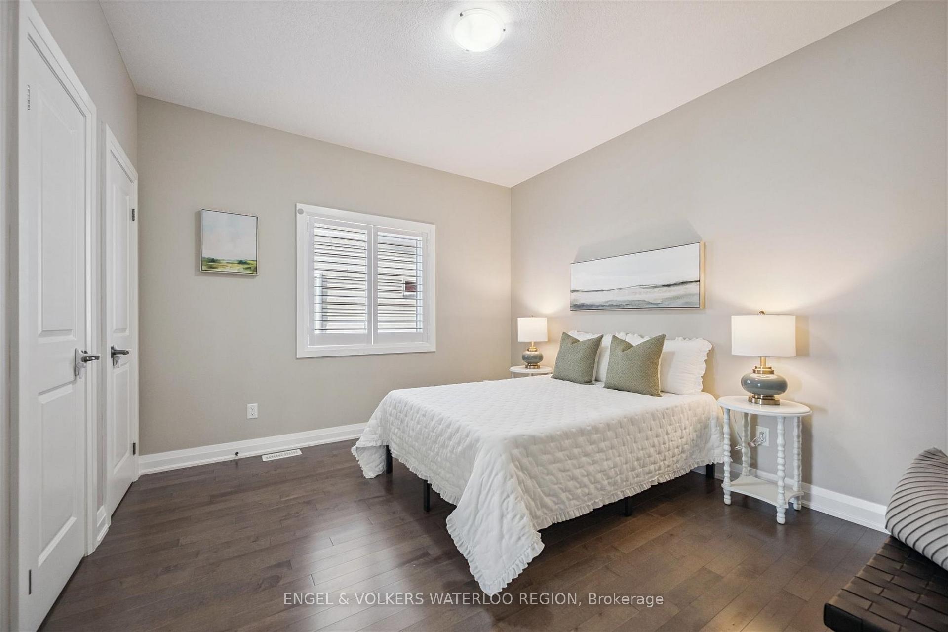 Photo 25 of 552 Wasaga Crescent, Waterloo — HOMEH
