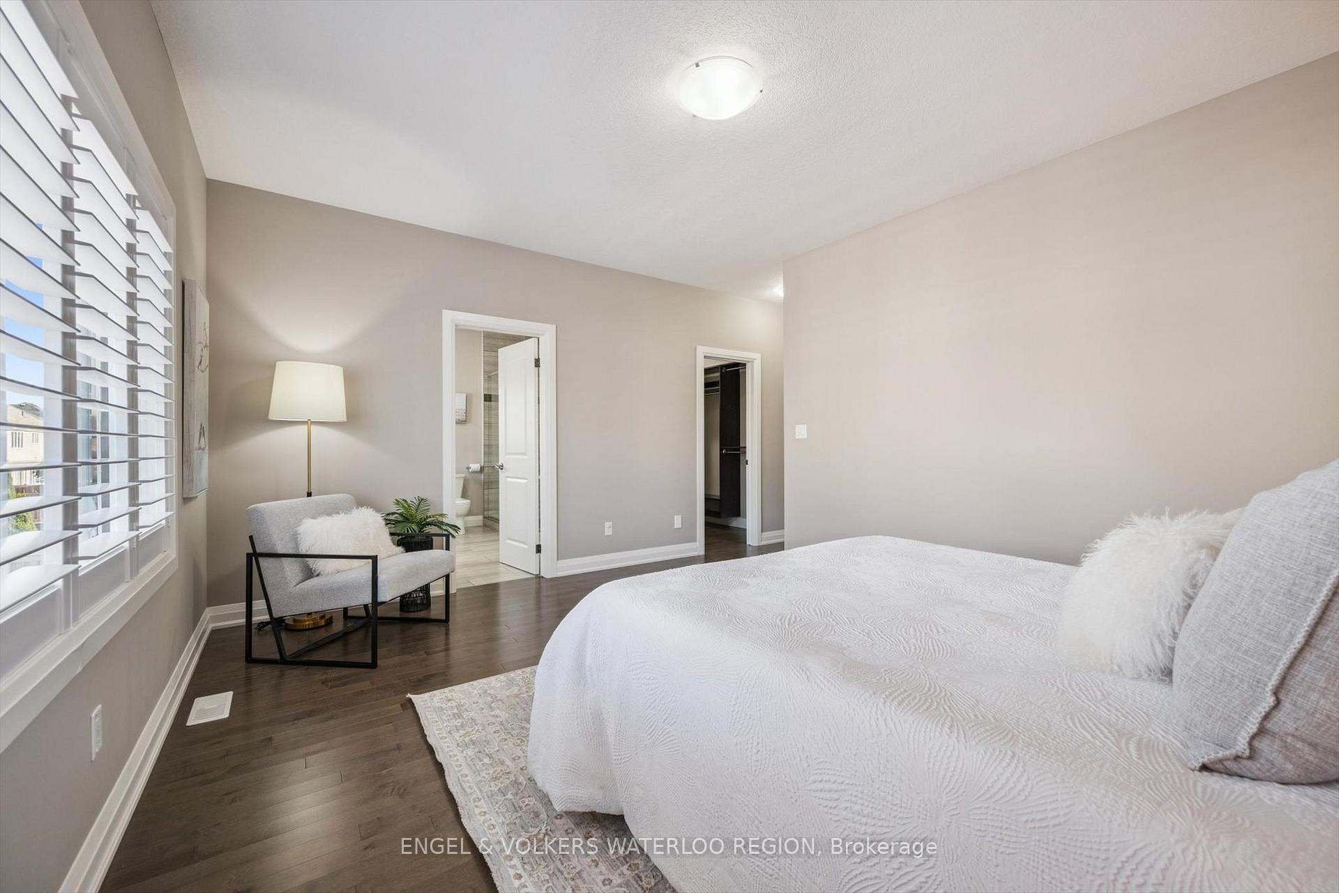 Photo 28 of 552 Wasaga Crescent, Waterloo — HOMEH