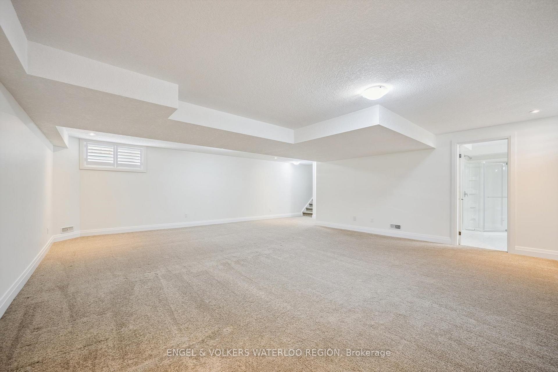 Photo 36 of 552 Wasaga Crescent, Waterloo — HOMEH