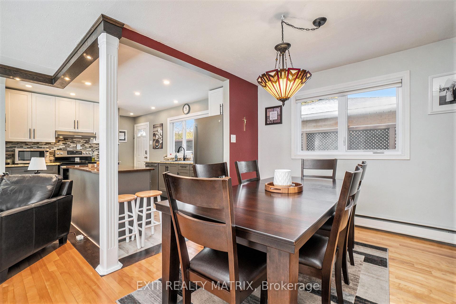 Photo 7 of 19 Dunham Street, Ottawa, Cardinal Heights — HOMEH