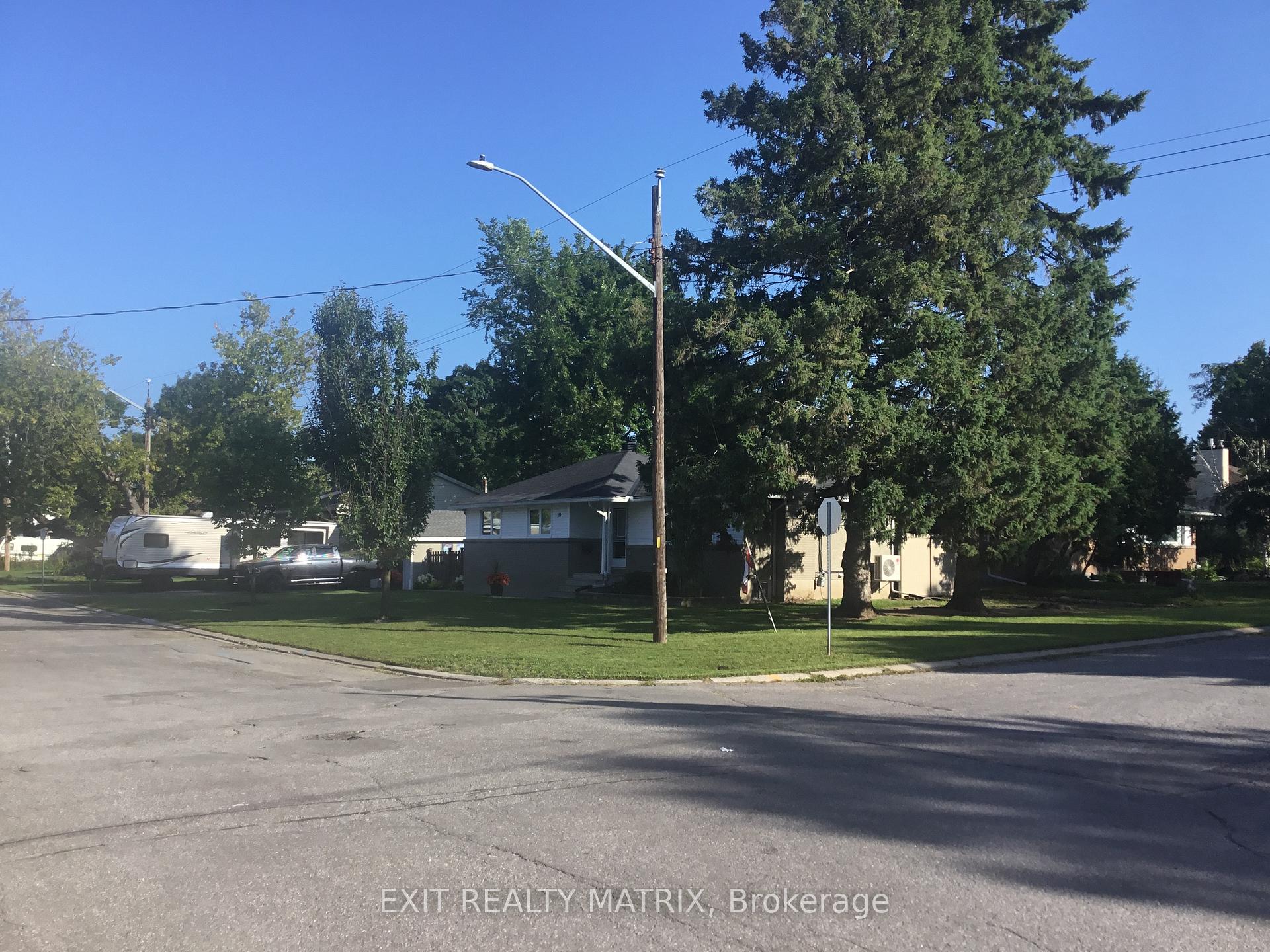 Photo 27 of 19 Dunham Street, Ottawa, Cardinal Heights — HOMEH