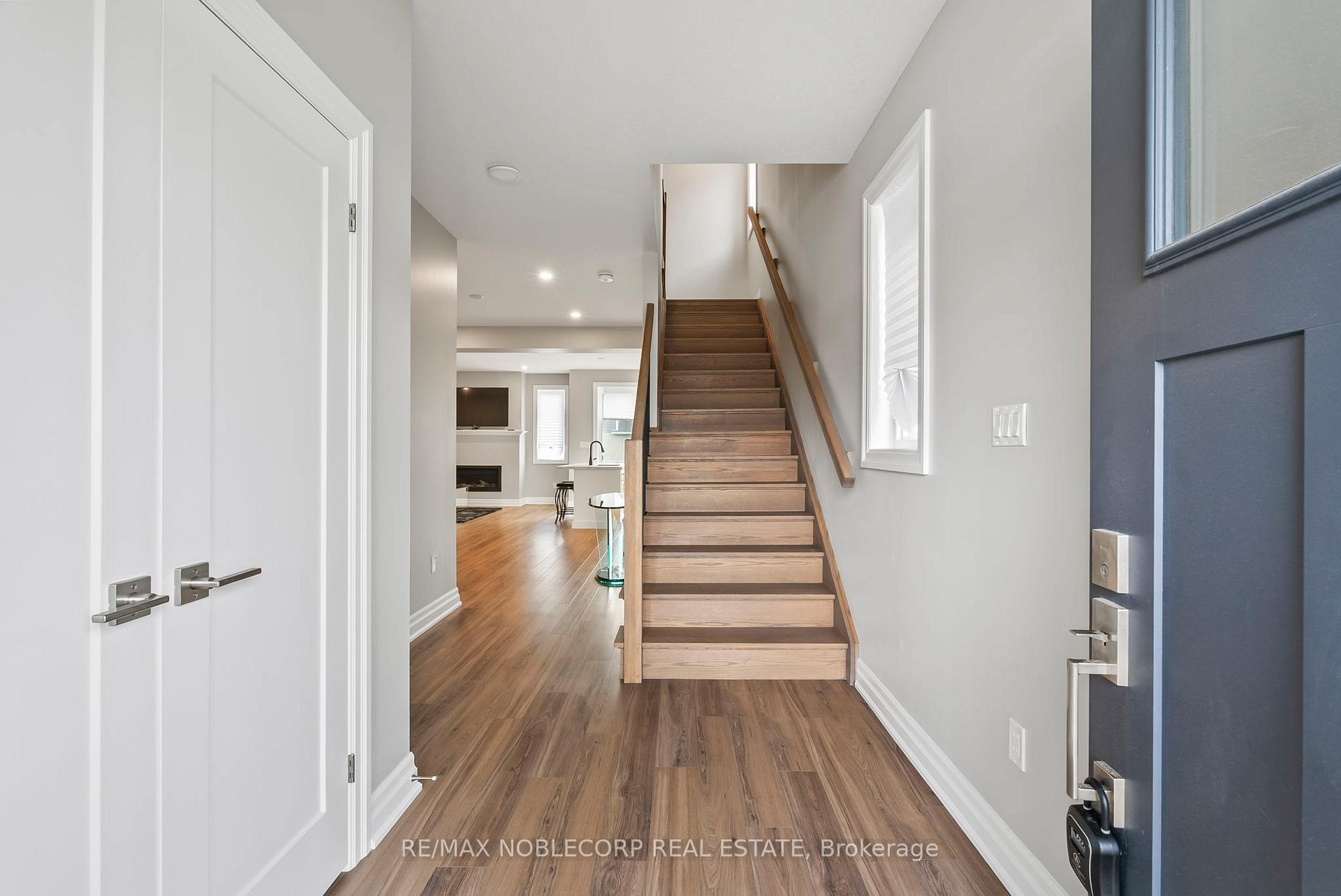 Photo 5 of 237 Jackson Street E, West Grey — HOMEH