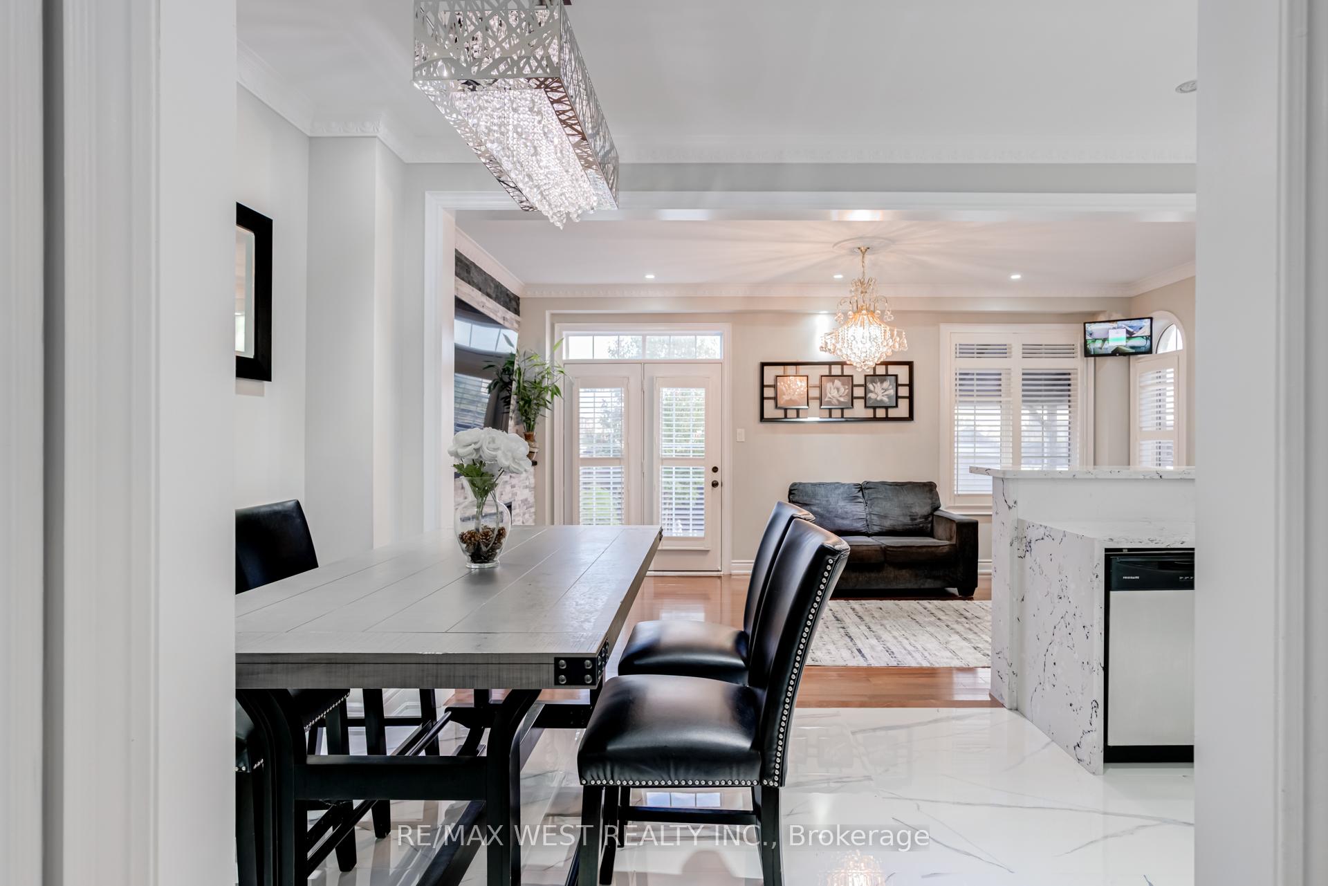 Photo 7 of 238 Wardlaw Place, Vaughan, Vellore Village — HOMEH
