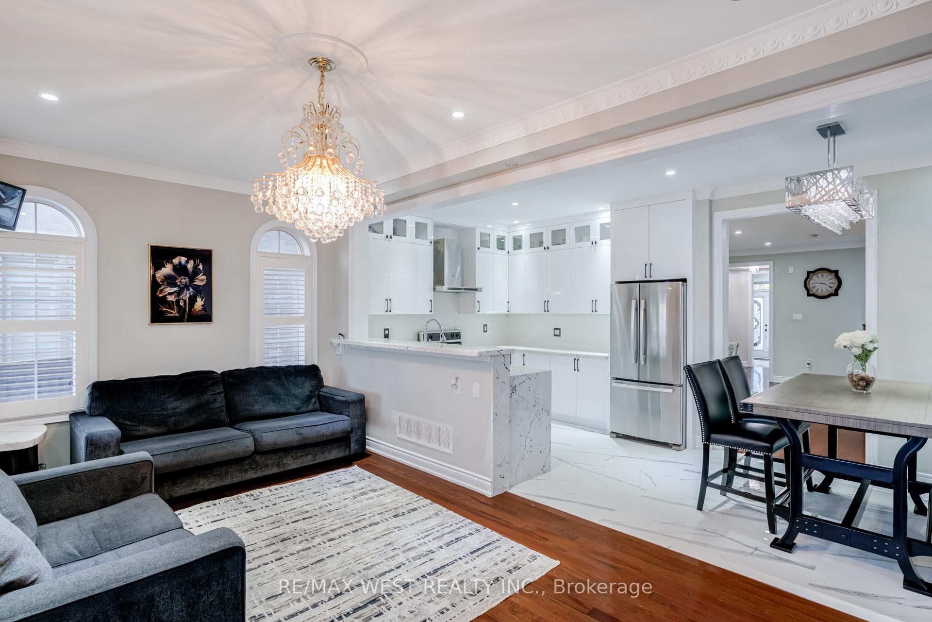 Photo 14 of 238 Wardlaw Place, Vaughan, Vellore Village — HOMEH