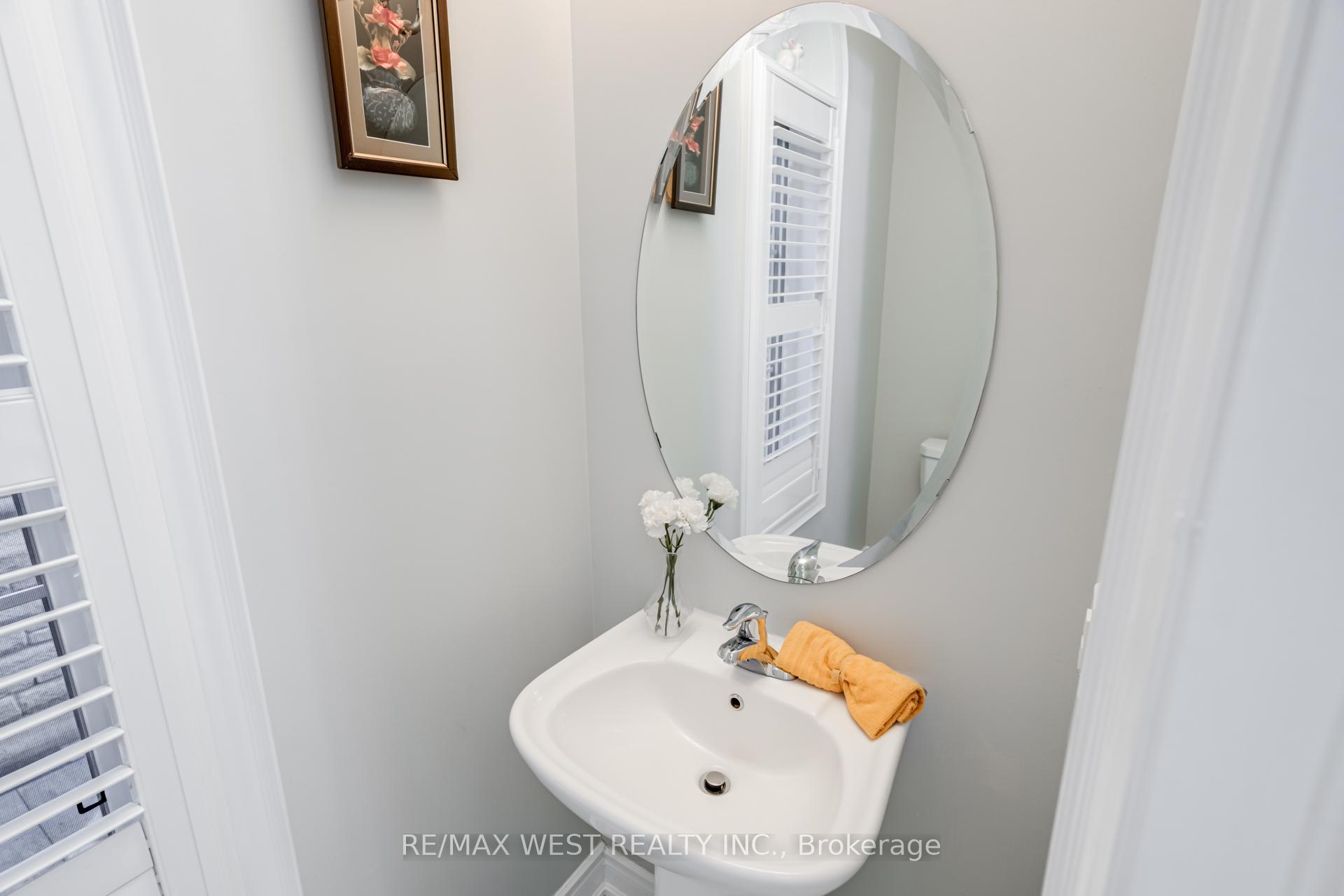 Photo 15 of 238 Wardlaw Place, Vaughan, Vellore Village — HOMEH
