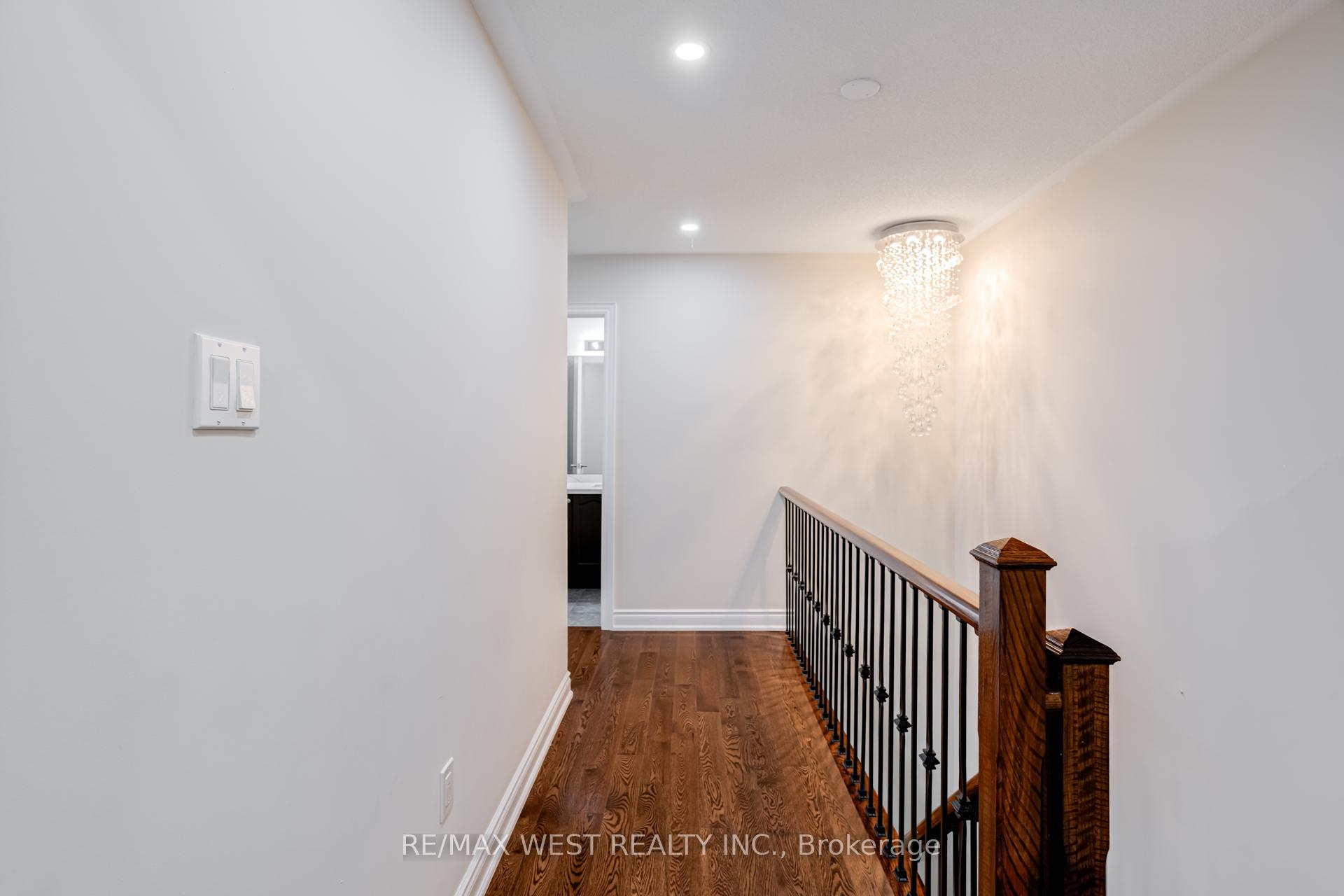 Photo 19 of 238 Wardlaw Place, Vaughan, Vellore Village — HOMEH