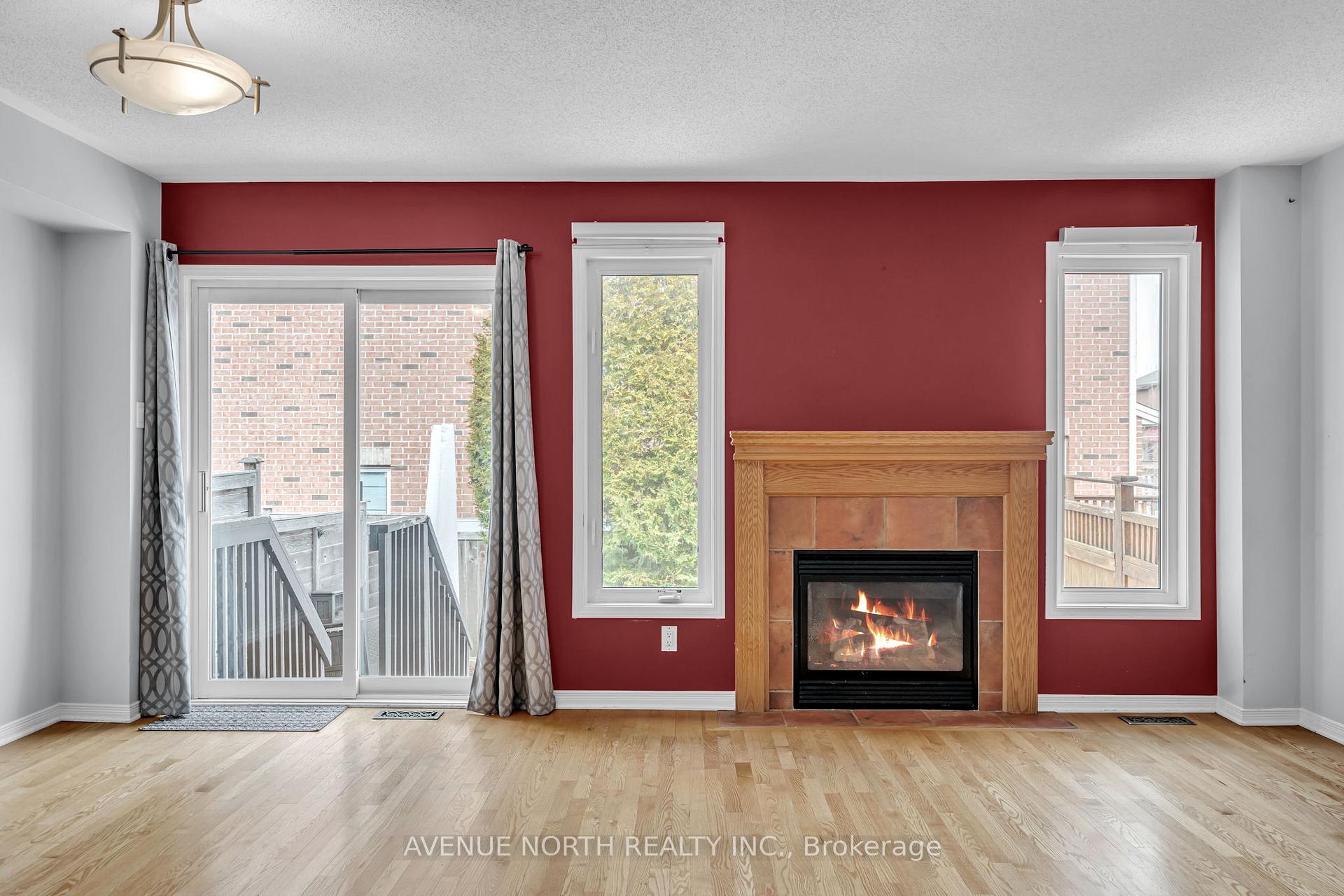 Photo 11 of 352 Freedom Private, Ottawa, Riverview Park — HOMEH