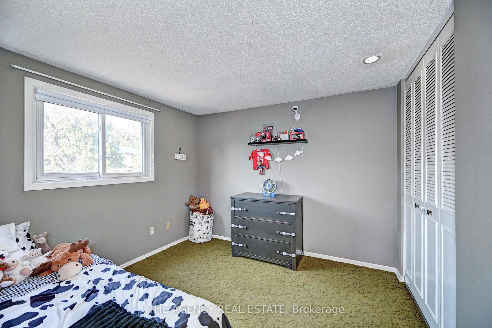 Photo 26 of 396 Dunvegan Drive, Waterloo — HOMEH