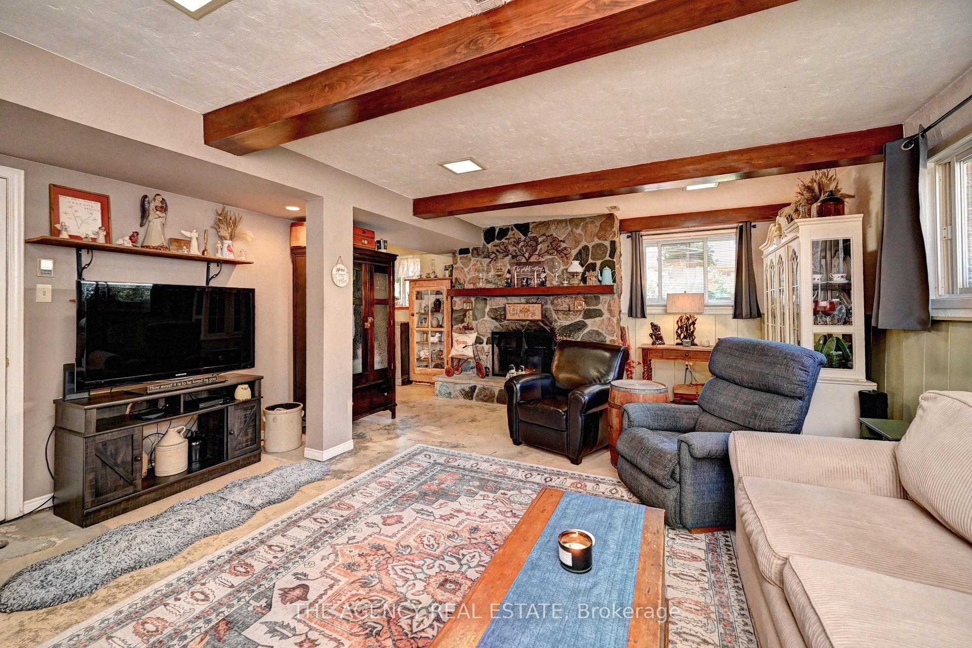 Photo 36 of 396 Dunvegan Drive, Waterloo — HOMEH