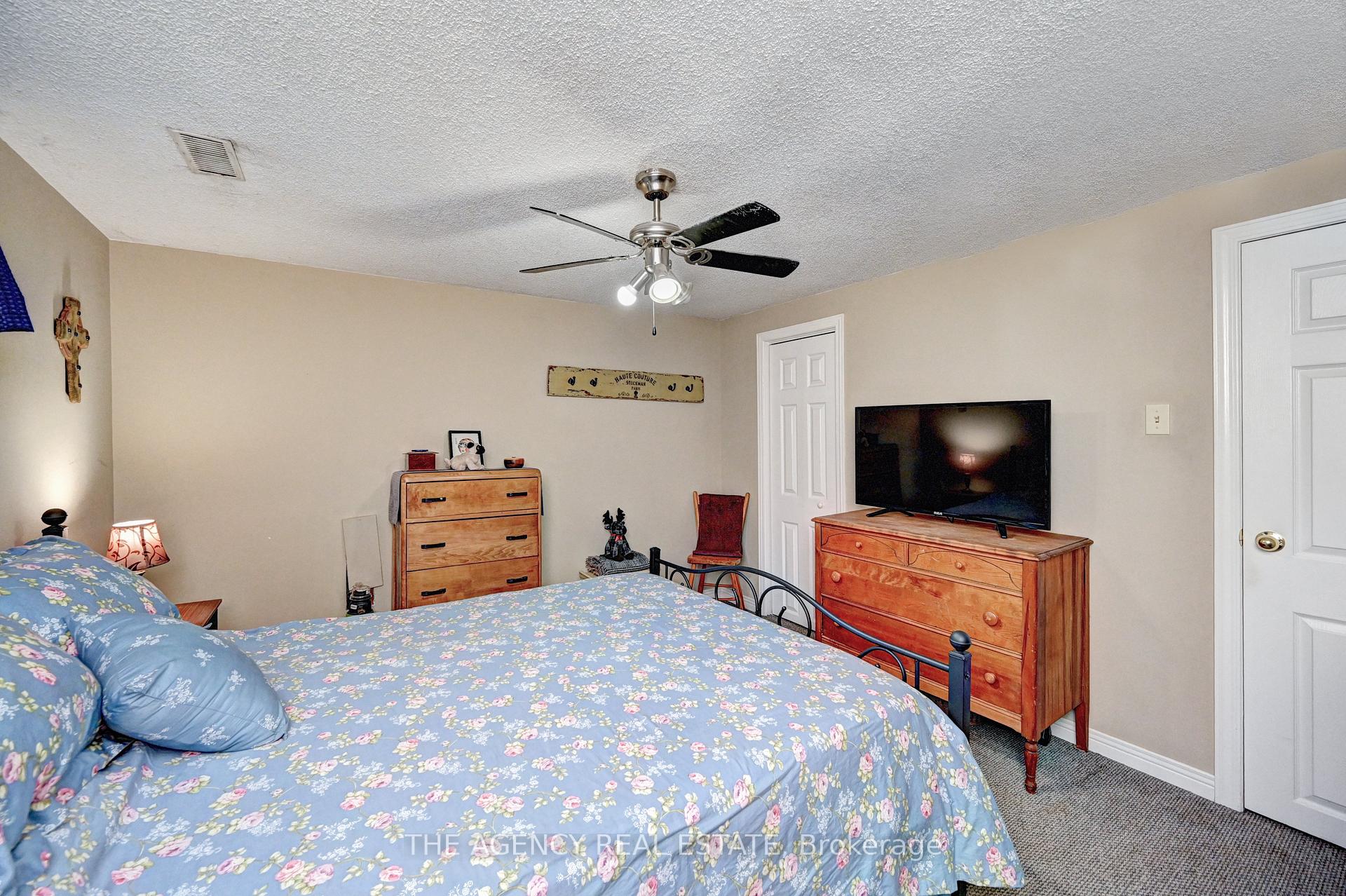 Photo 38 of 396 Dunvegan Drive, Waterloo — HOMEH