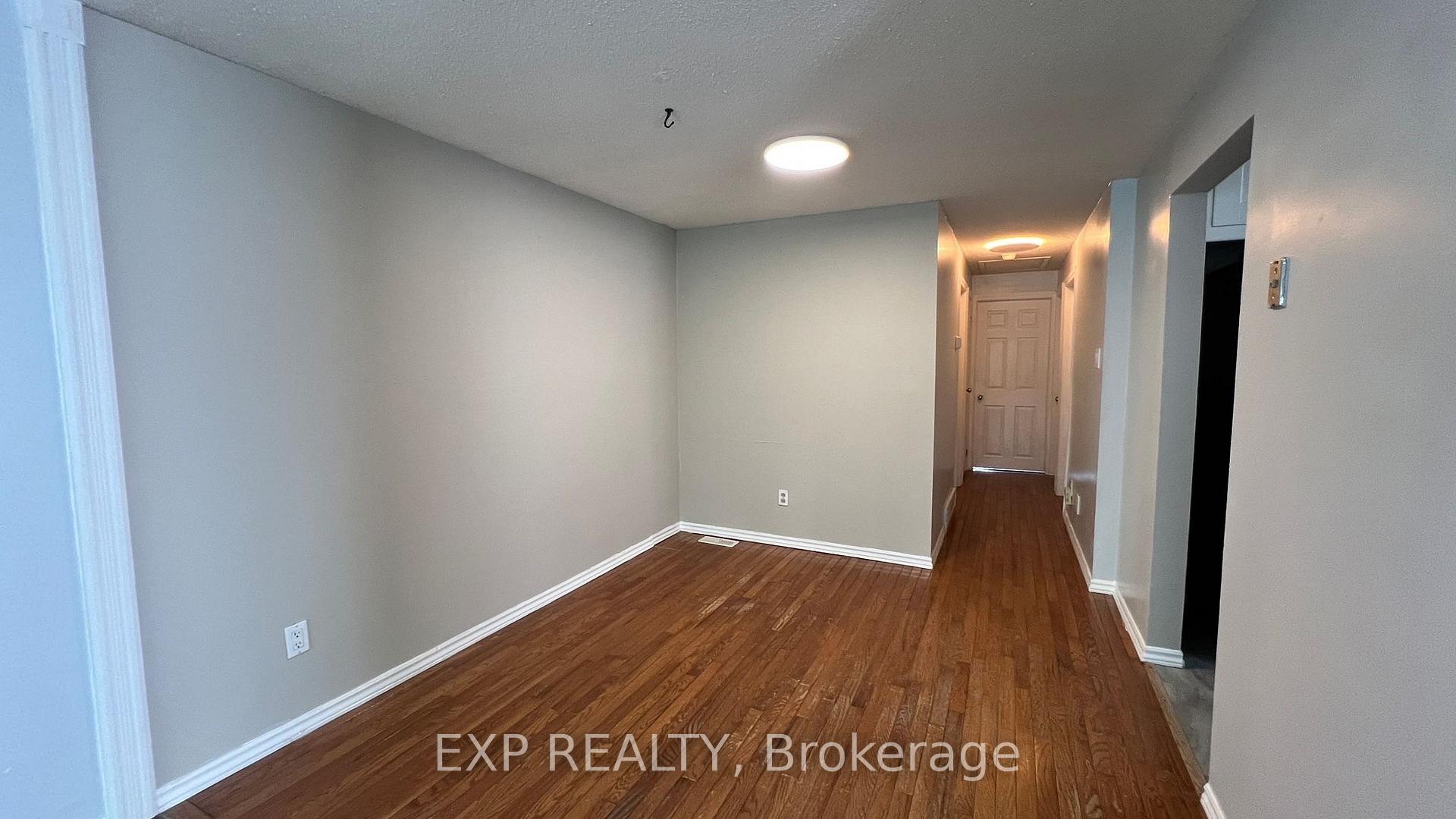 Photo 4 of 450 Drummerhill Crescent, Waterloo — HOMEH