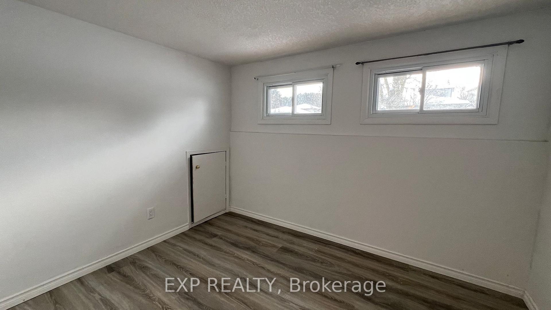 Photo 16 of 450 Drummerhill Crescent, Waterloo — HOMEH