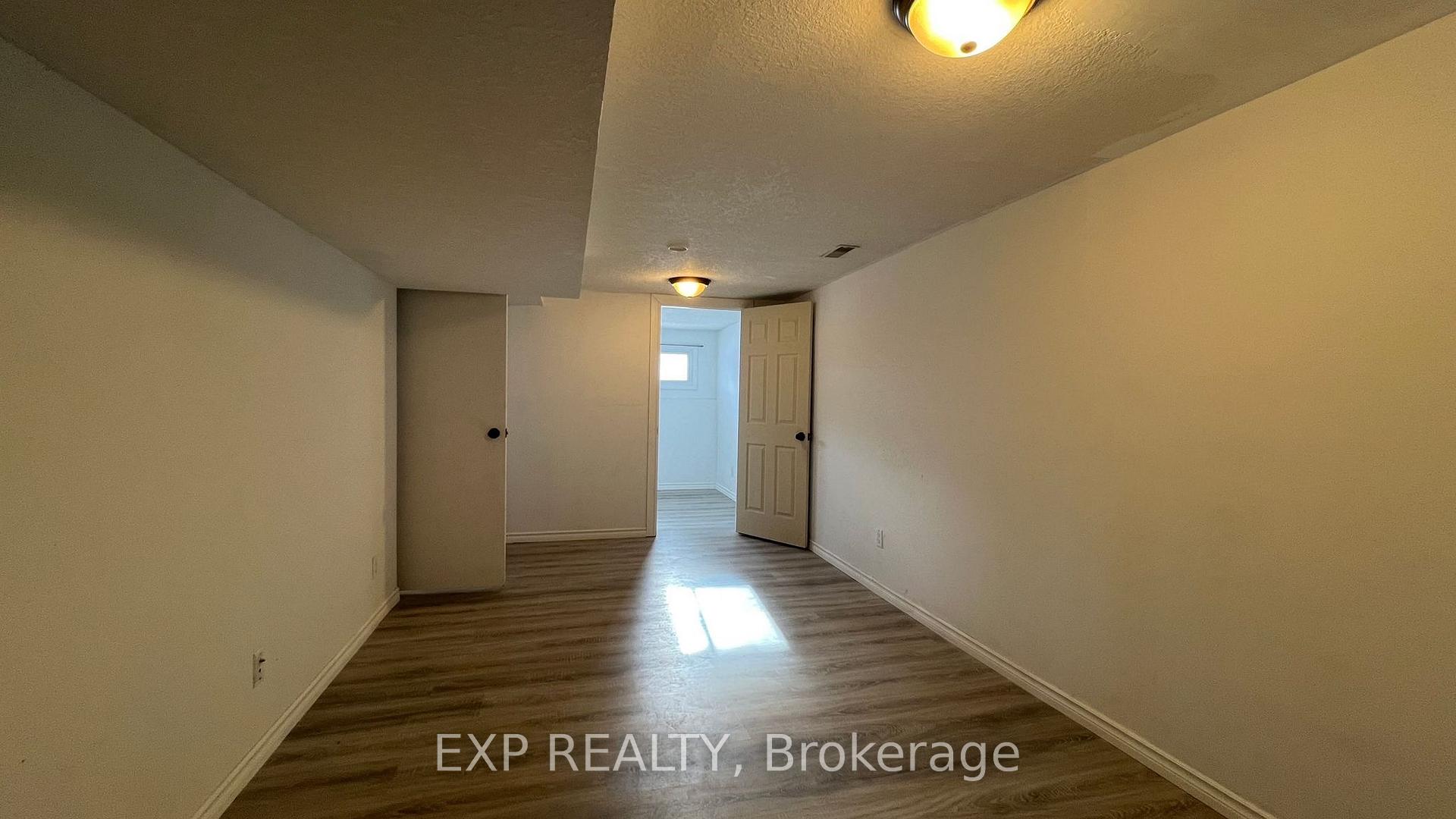 Photo 17 of 450 Drummerhill Crescent, Waterloo — HOMEH
