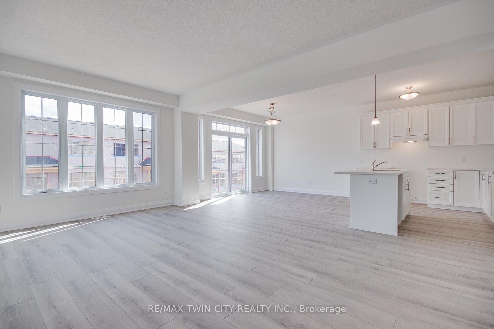 Photo 8 of 307 Raspberry Place, Waterloo — HOMEH