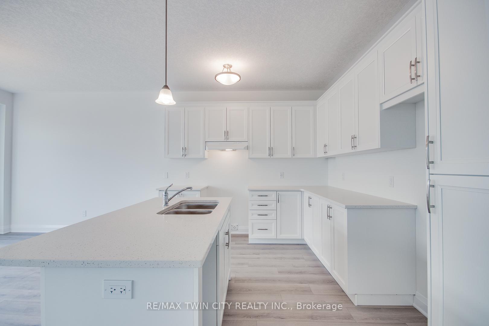Photo 17 of 307 Raspberry Place, Waterloo — HOMEH
