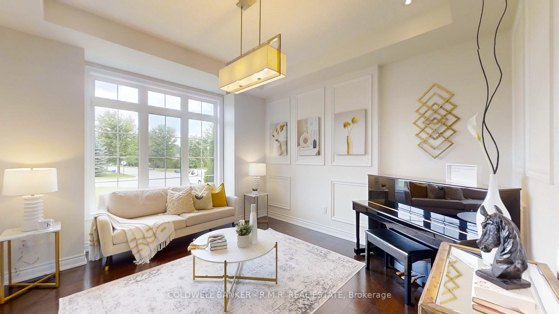 Photo 8 of 19 Forestgreen Drive, Uxbridge, Rural Uxbridge — HOMEH