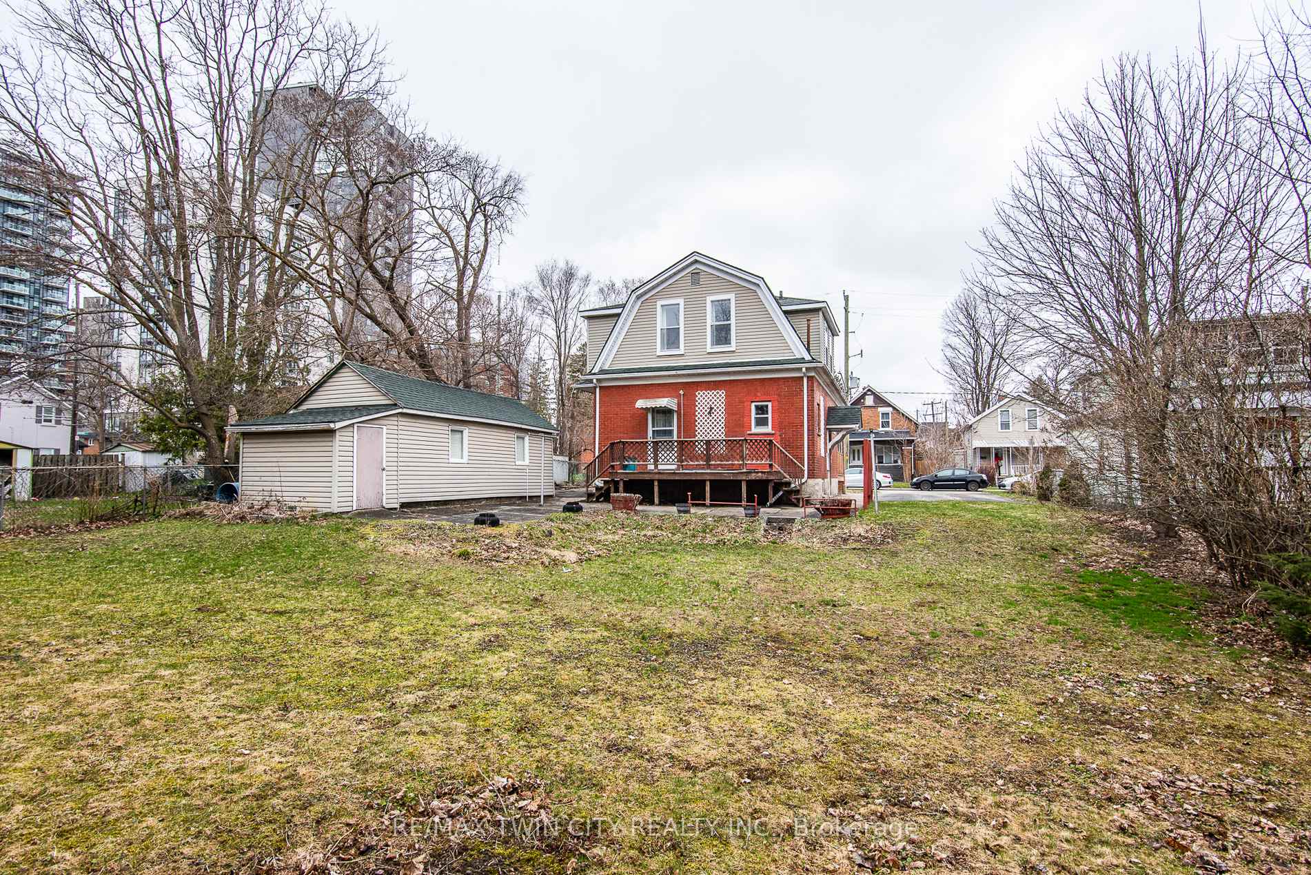 Photo 4 of 27 Noecker Street, Waterloo — HOMEH