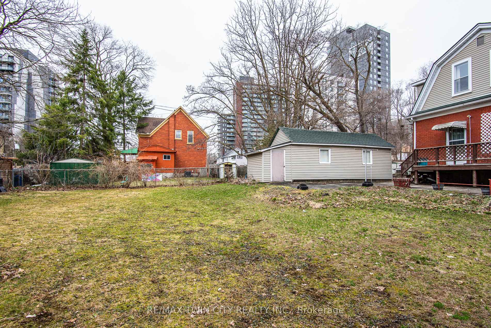 Photo 7 of 27 Noecker Street, Waterloo — HOMEH