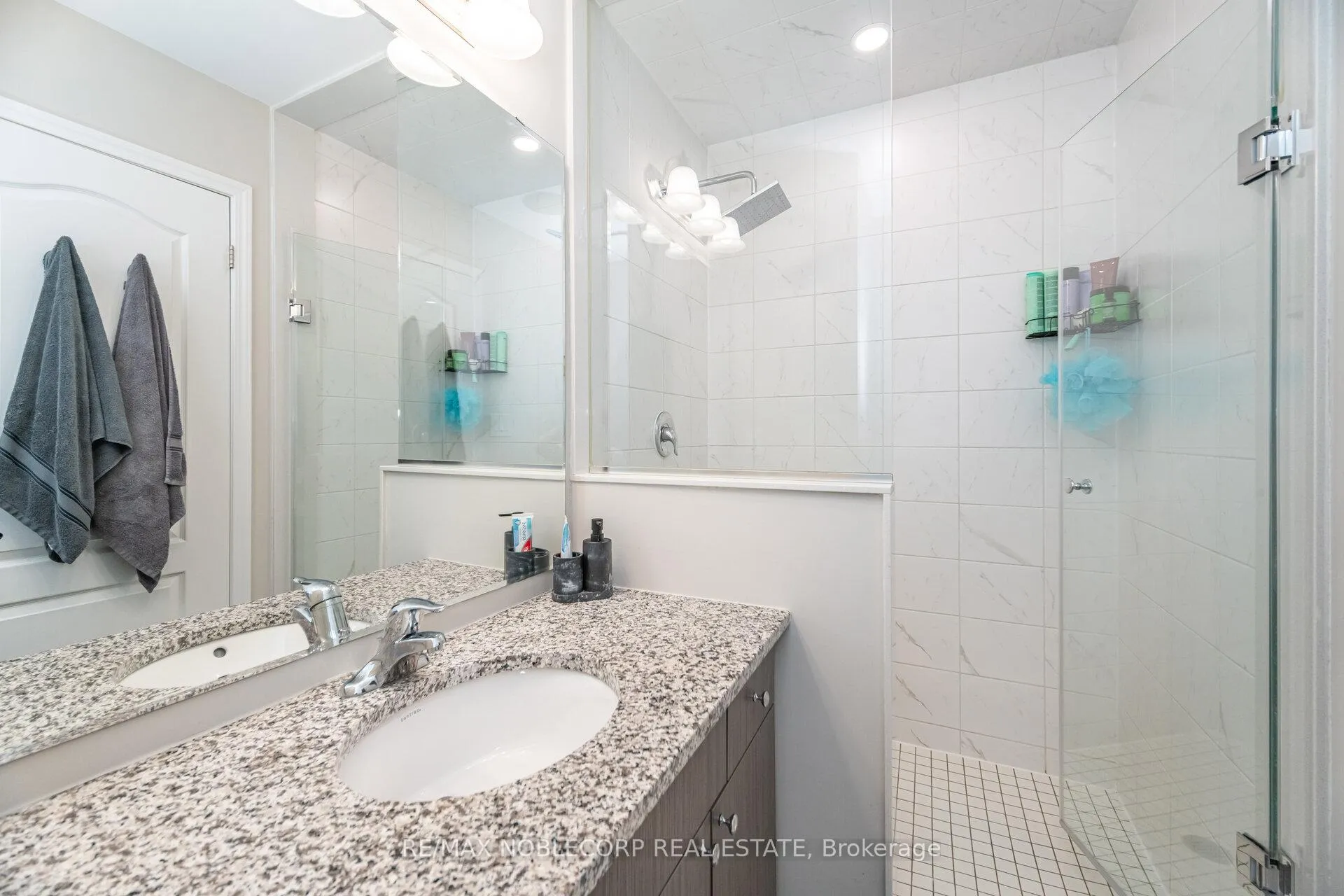 Photo 30 of 325 Kleinburg Summit Way, Vaughan, Kleinburg — HOMEH