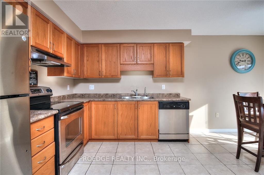 Photo 13 of 595 Goldthread Street, Waterloo — HOMEH