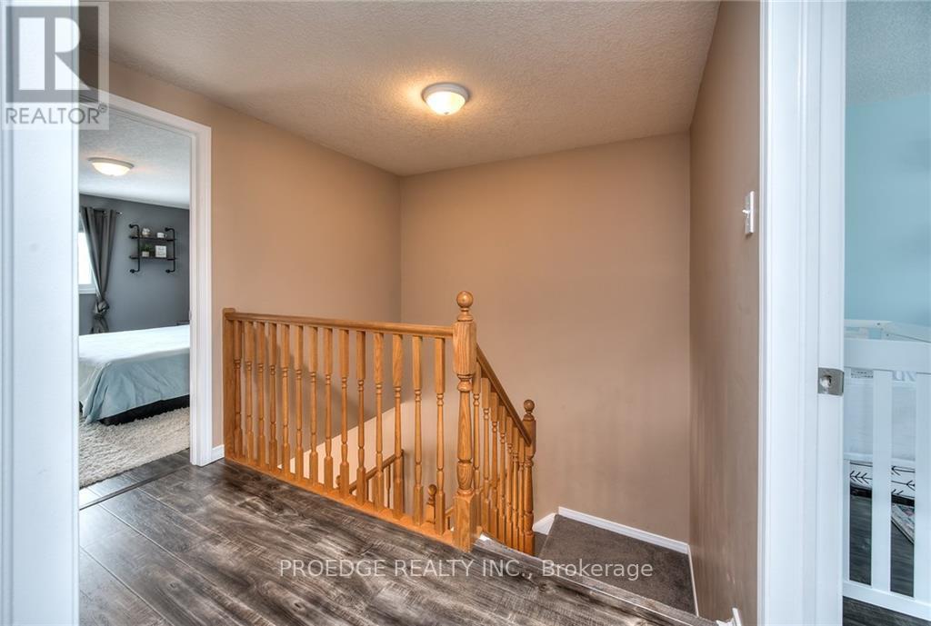 Photo 17 of 595 Goldthread Street, Waterloo — HOMEH