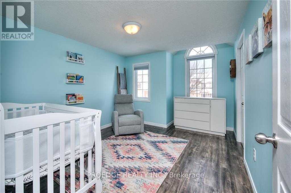 Photo 18 of 595 Goldthread Street, Waterloo — HOMEH