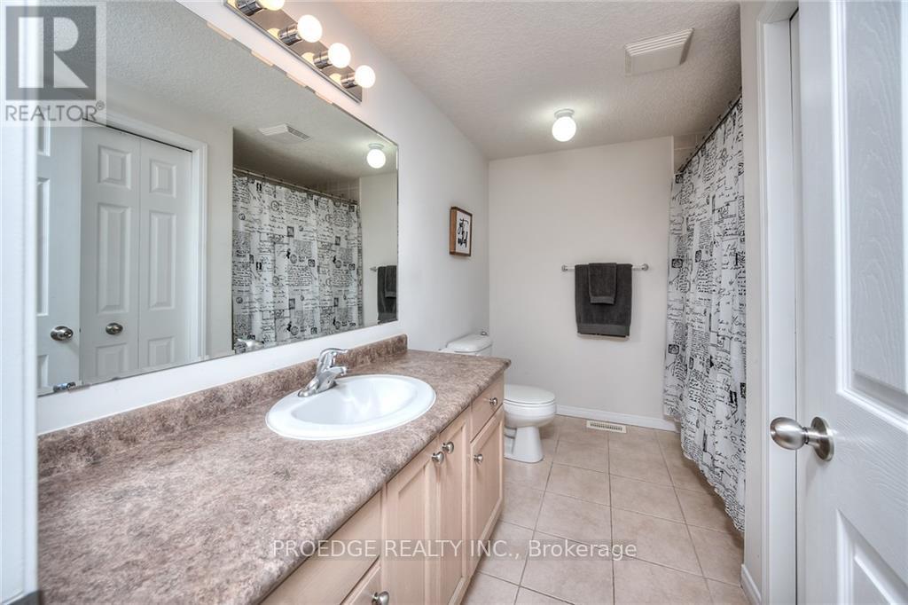 Photo 21 of 595 Goldthread Street, Waterloo — HOMEH