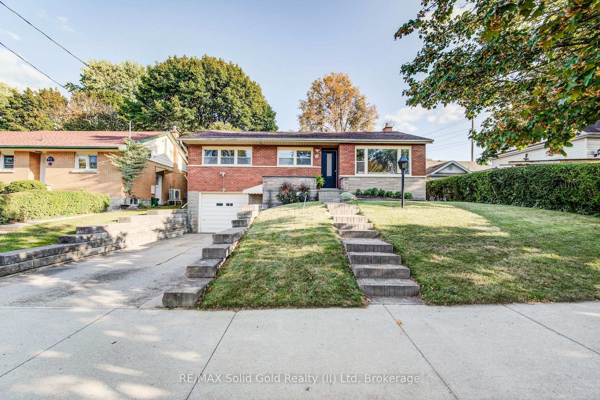 Photo 3 of 191 Allen Street E, Waterloo — HOMEH