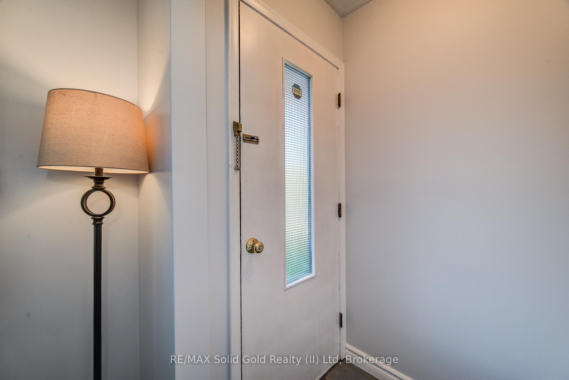 Photo 7 of 191 Allen Street E, Waterloo — HOMEH