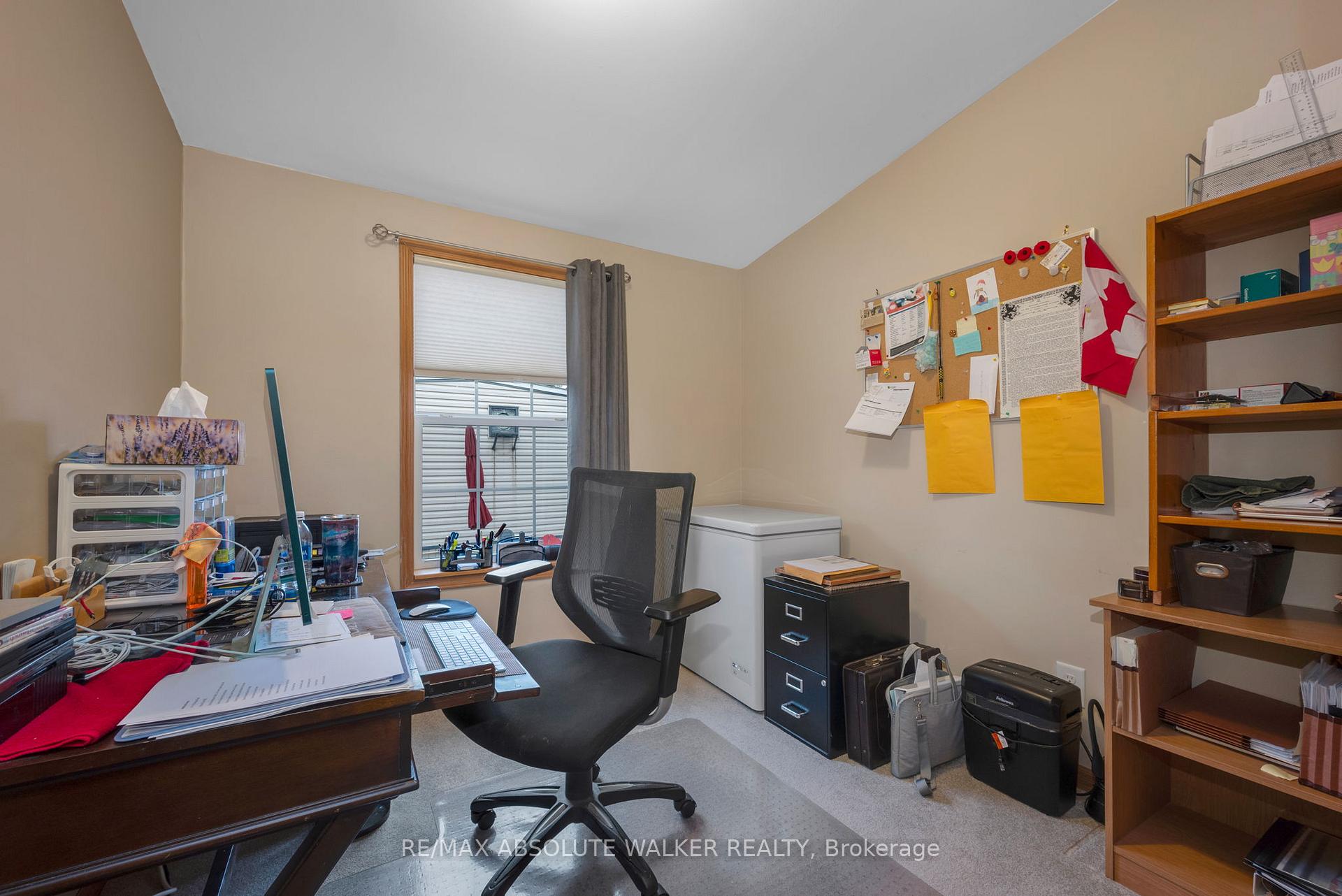 Photo 15 of 17 Tracy Avenue, Ottawa, Bellwood - Industrial Park — HOMEH