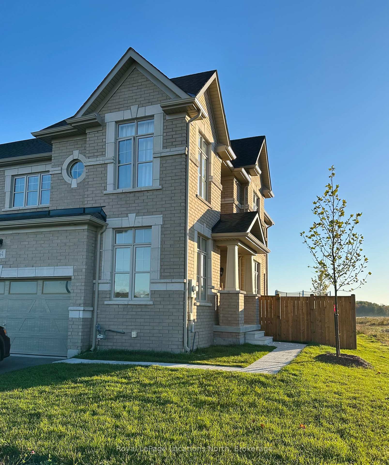 Photo 1 of 164 Union Boulevard, Wasaga Beach — HOMEH