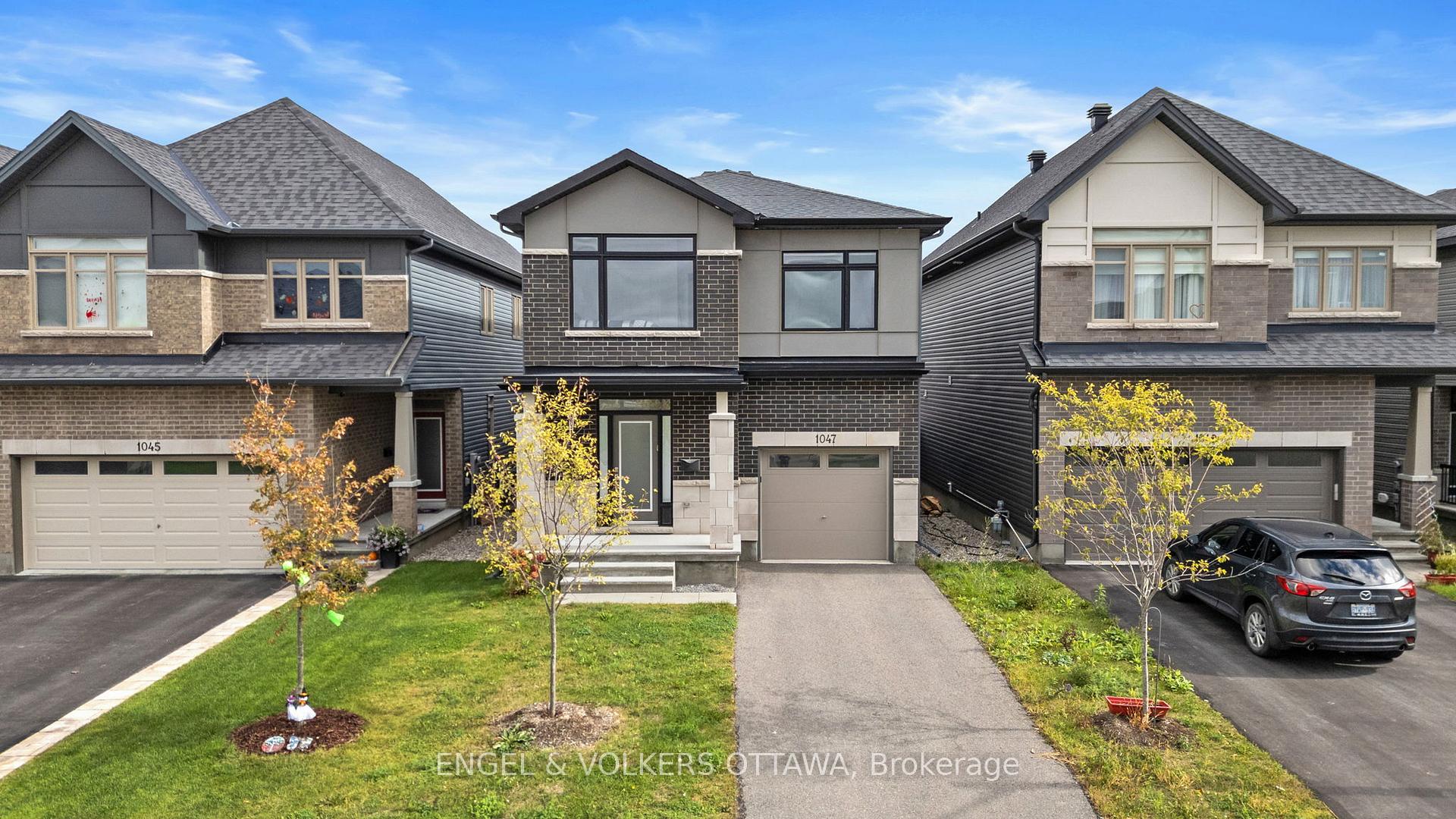 Photo 1 of 1047 Hydrangea Avenue, Ottawa, Riverside South/Gloucester Glen — HOMEH
