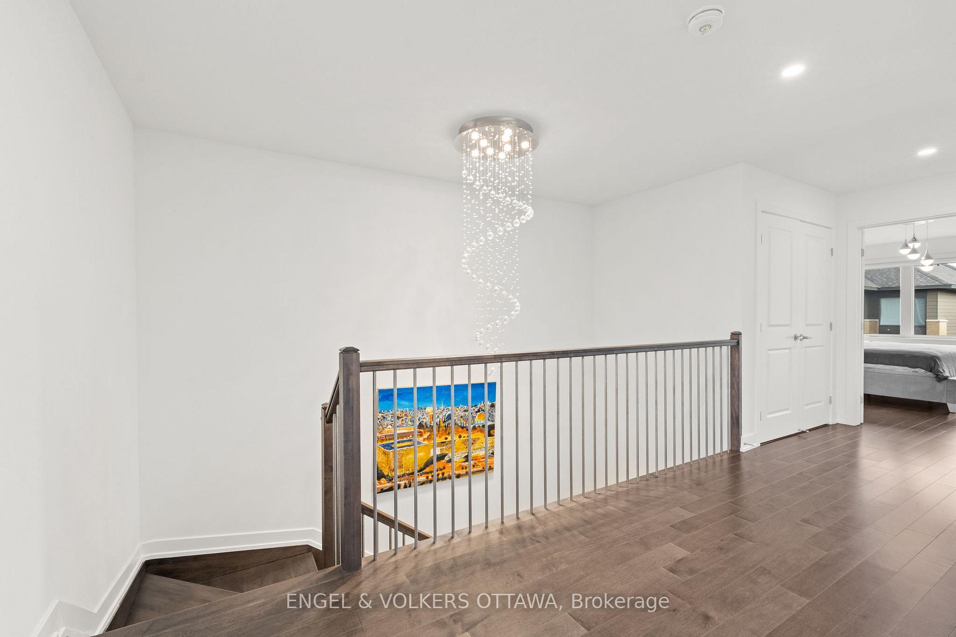 Photo 12 of 1047 Hydrangea Avenue, Ottawa, Riverside South/Gloucester Glen — HOMEH