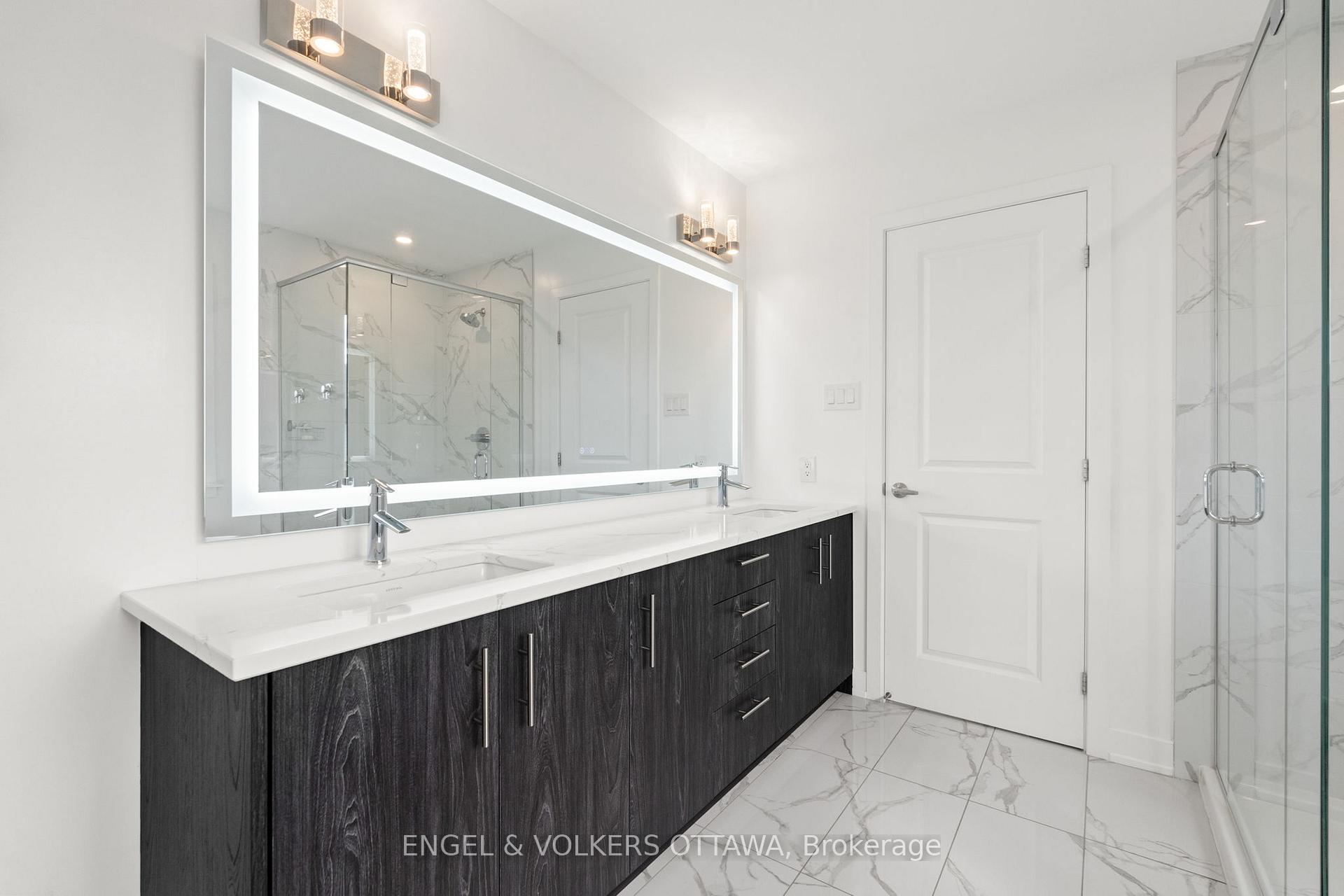 Photo 17 of 1047 Hydrangea Avenue, Ottawa, Riverside South/Gloucester Glen — HOMEH