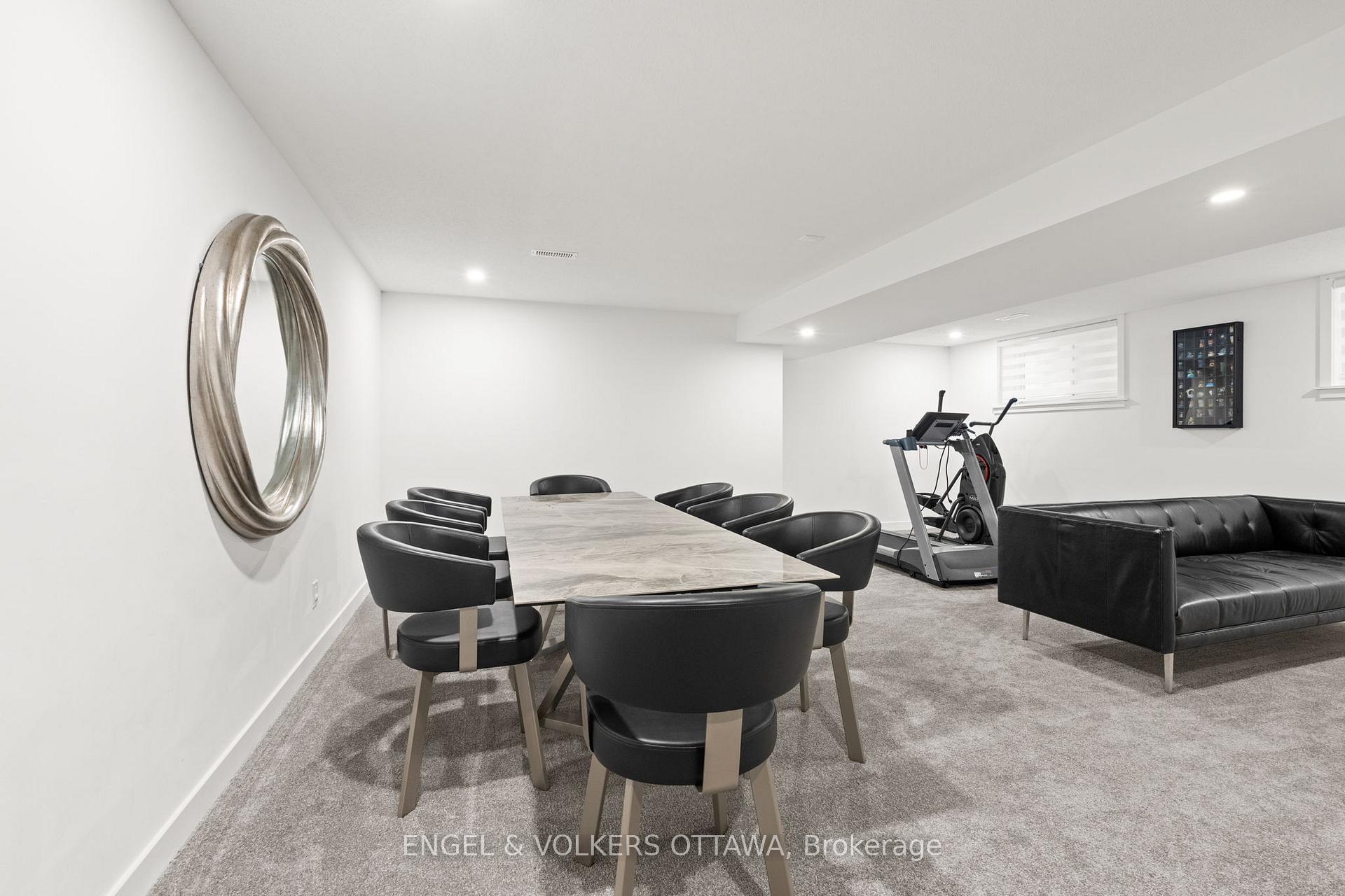 Photo 23 of 1047 Hydrangea Avenue, Ottawa, Riverside South/Gloucester Glen — HOMEH