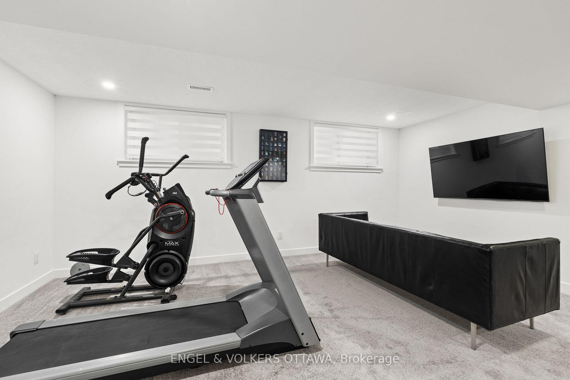 Photo 31 of 1047 Hydrangea Avenue, Ottawa, Riverside South/Gloucester Glen — HOMEH