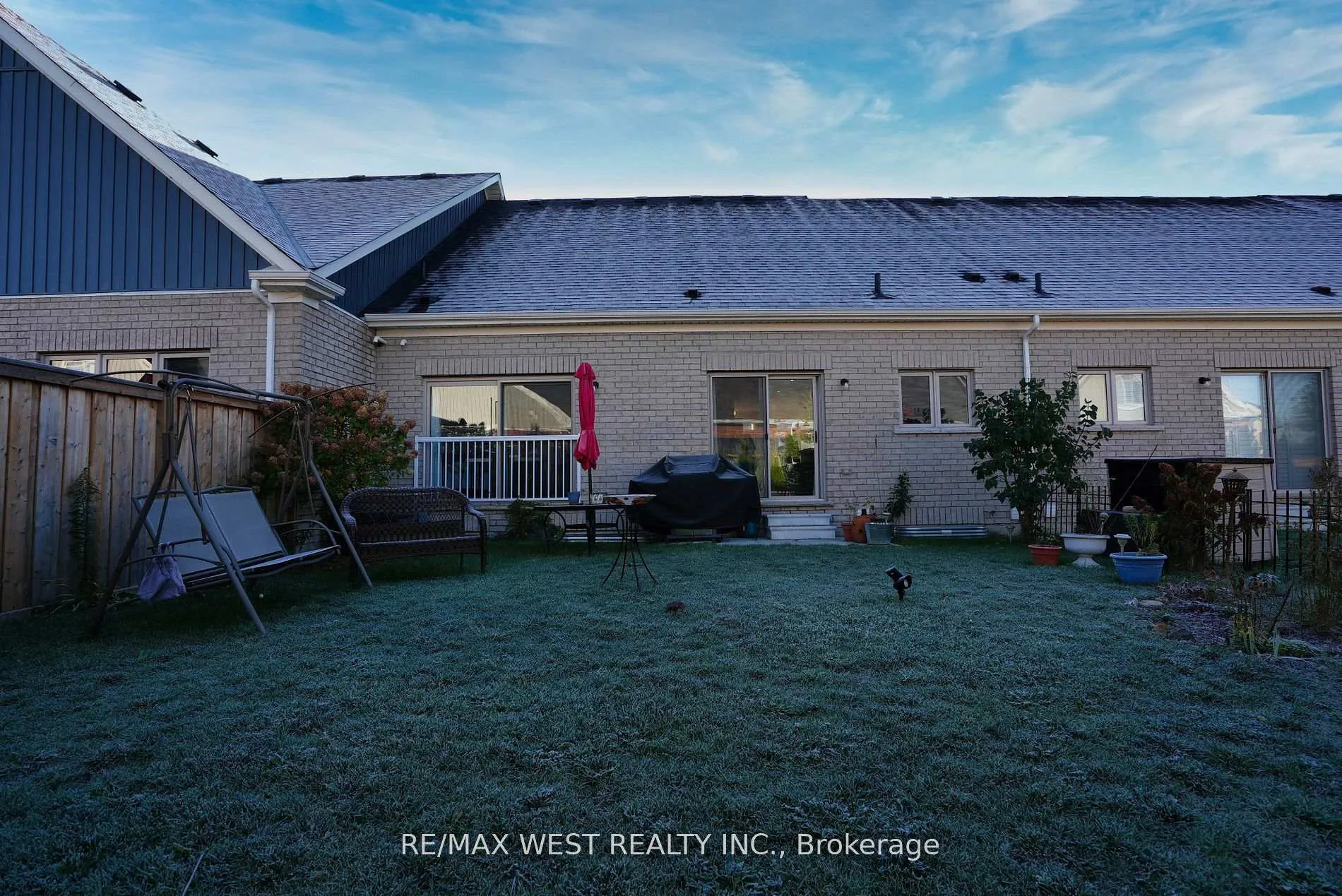 Photo 11 of 22 Bianca Crescent, Wasaga Beach — HOMEH